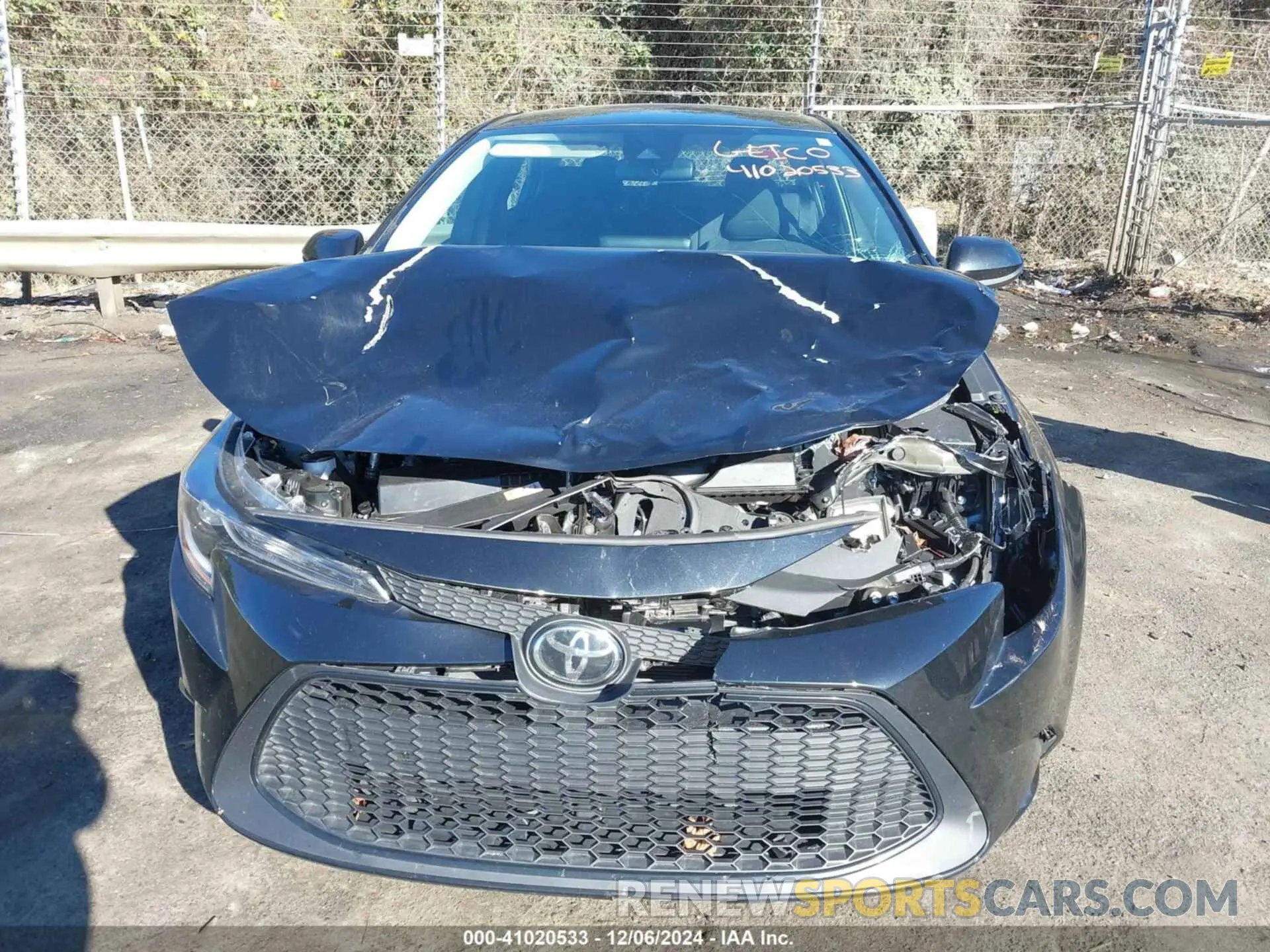 12 fotografías del automóvil dañado 5YFEPMAE1NP372110 TOYOTA COROLLA 2022