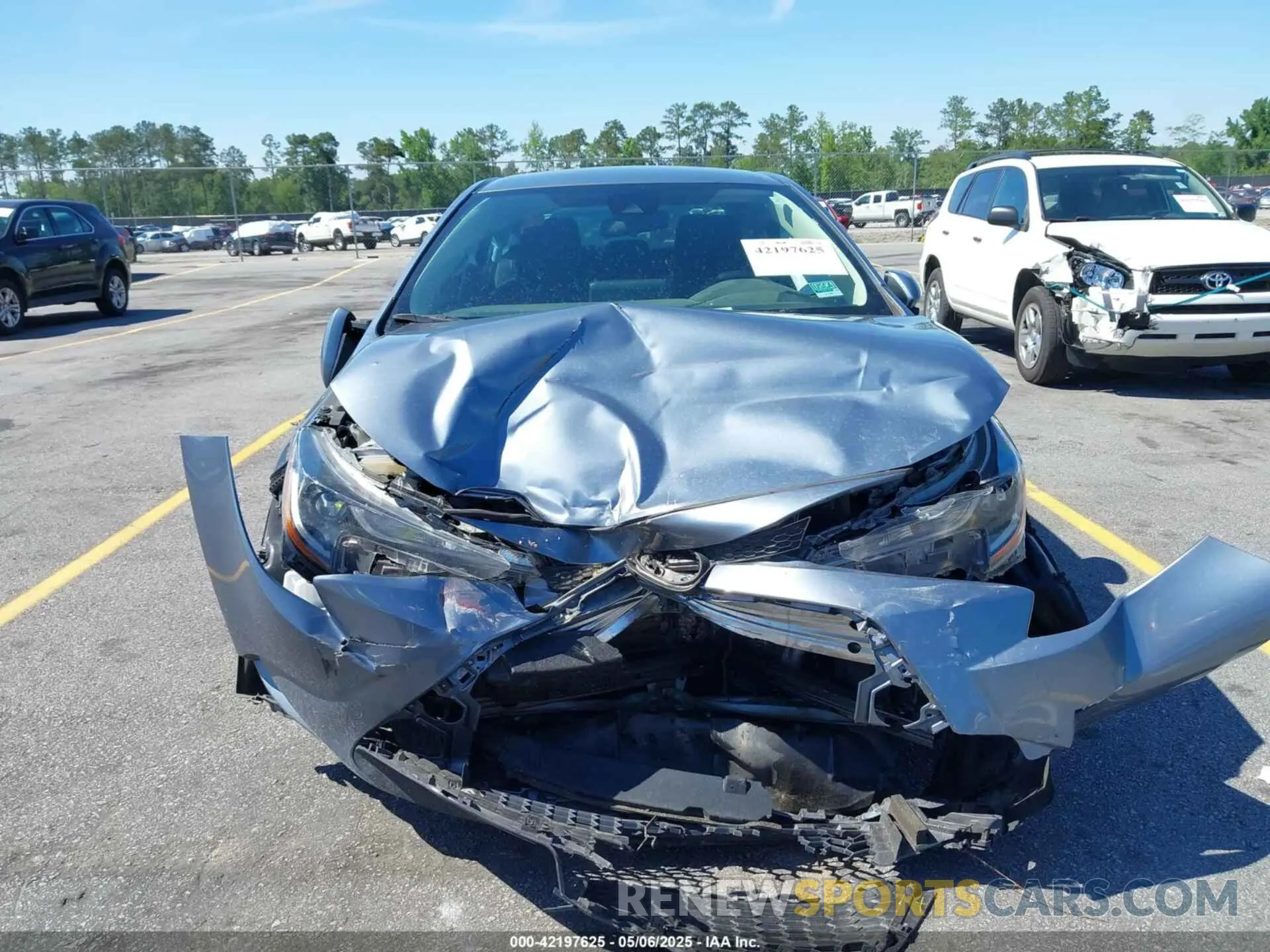12 fotografías del automóvil dañado 5YFEPMAE1NP385620 TOYOTA COROLLA 2022