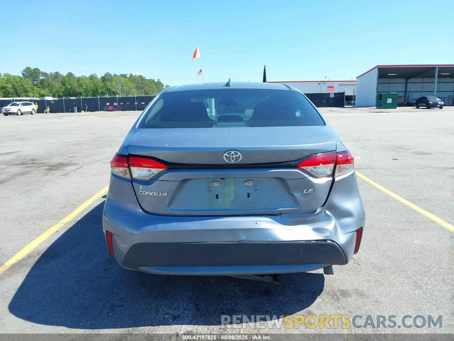 16 fotografías del automóvil dañado 5YFEPMAE1NP385620 TOYOTA COROLLA 2022