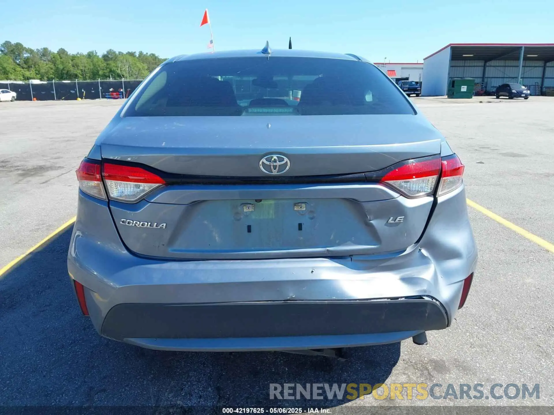 19 fotografías del automóvil dañado 5YFEPMAE1NP385620 TOYOTA COROLLA 2022