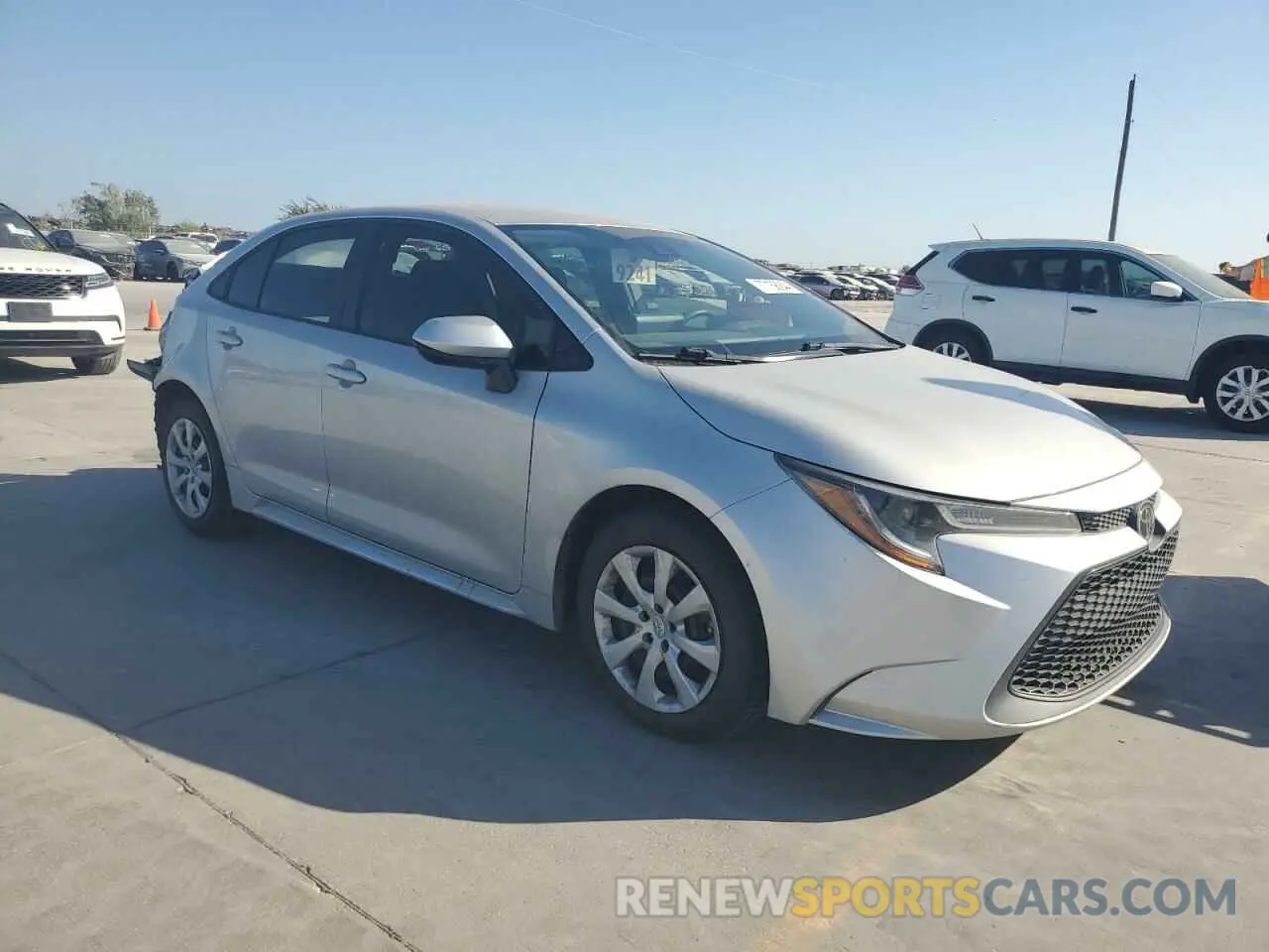 4 fotografías del automóvil dañado 5YFEPMAE1NP386752 TOYOTA COROLLA 2022