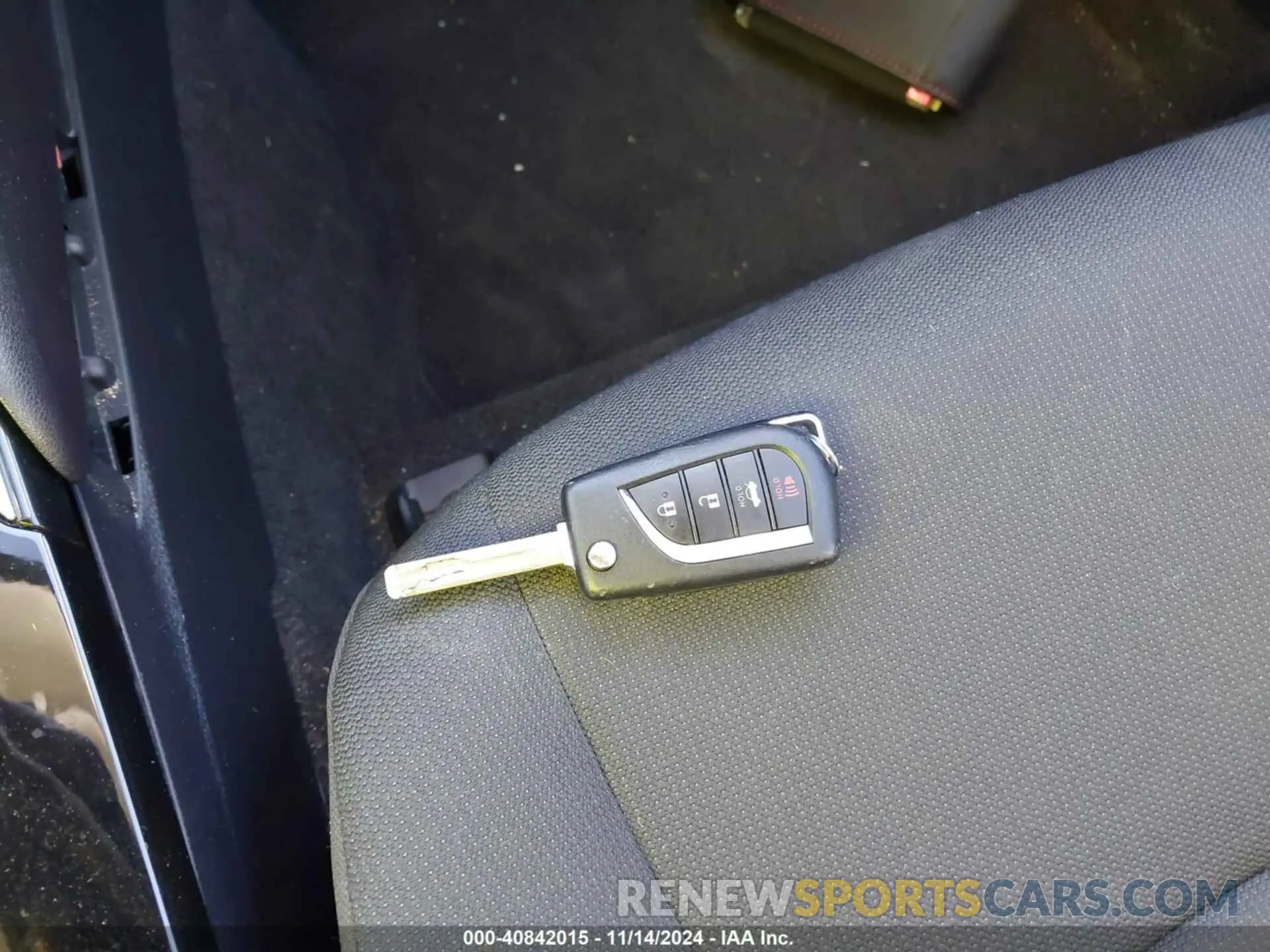 11 fotografías del automóvil dañado 5YFEPMAE1NP388503 TOYOTA COROLLA 2022