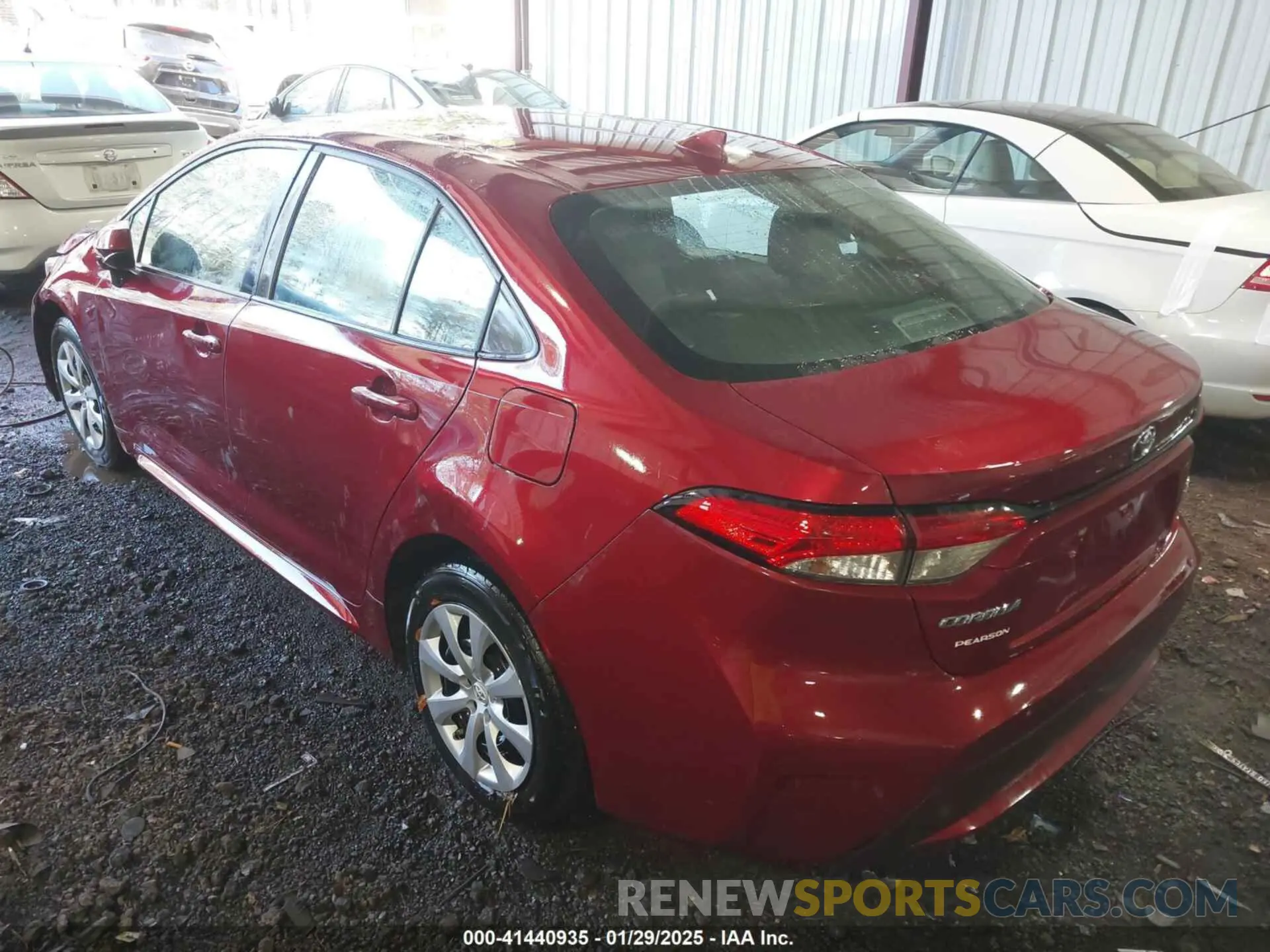 3 fotografías del automóvil dañado 5YFEPMAE2NP273909 TOYOTA COROLLA 2022