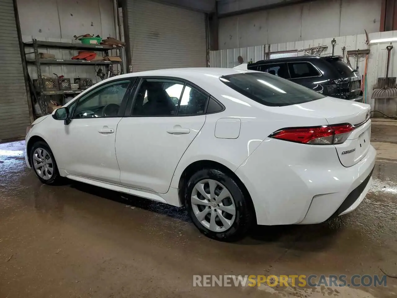 2 fotografías del automóvil dañado 5YFEPMAE2NP298812 TOYOTA COROLLA 2022
