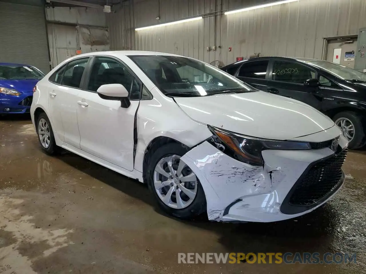 4 fotografías del automóvil dañado 5YFEPMAE2NP298812 TOYOTA COROLLA 2022