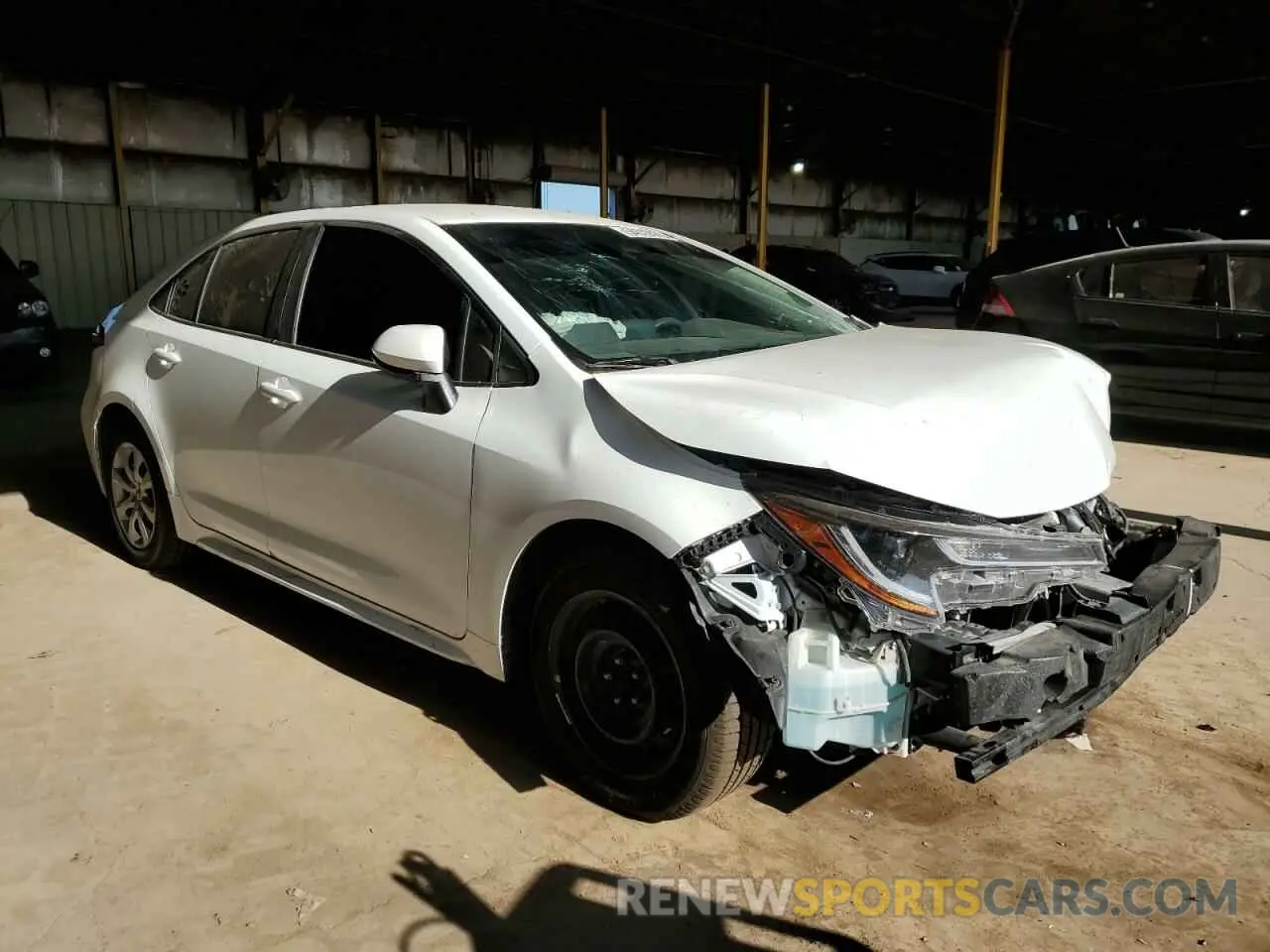 4 fotografías del automóvil dañado 5YFEPMAE2NP306861 TOYOTA COROLLA 2022