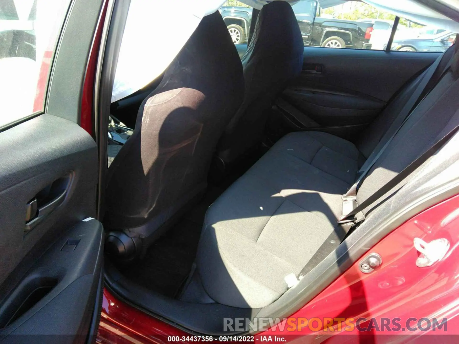 8 fotografías del automóvil dañado 5YFEPMAE2NP310098 TOYOTA COROLLA 2022