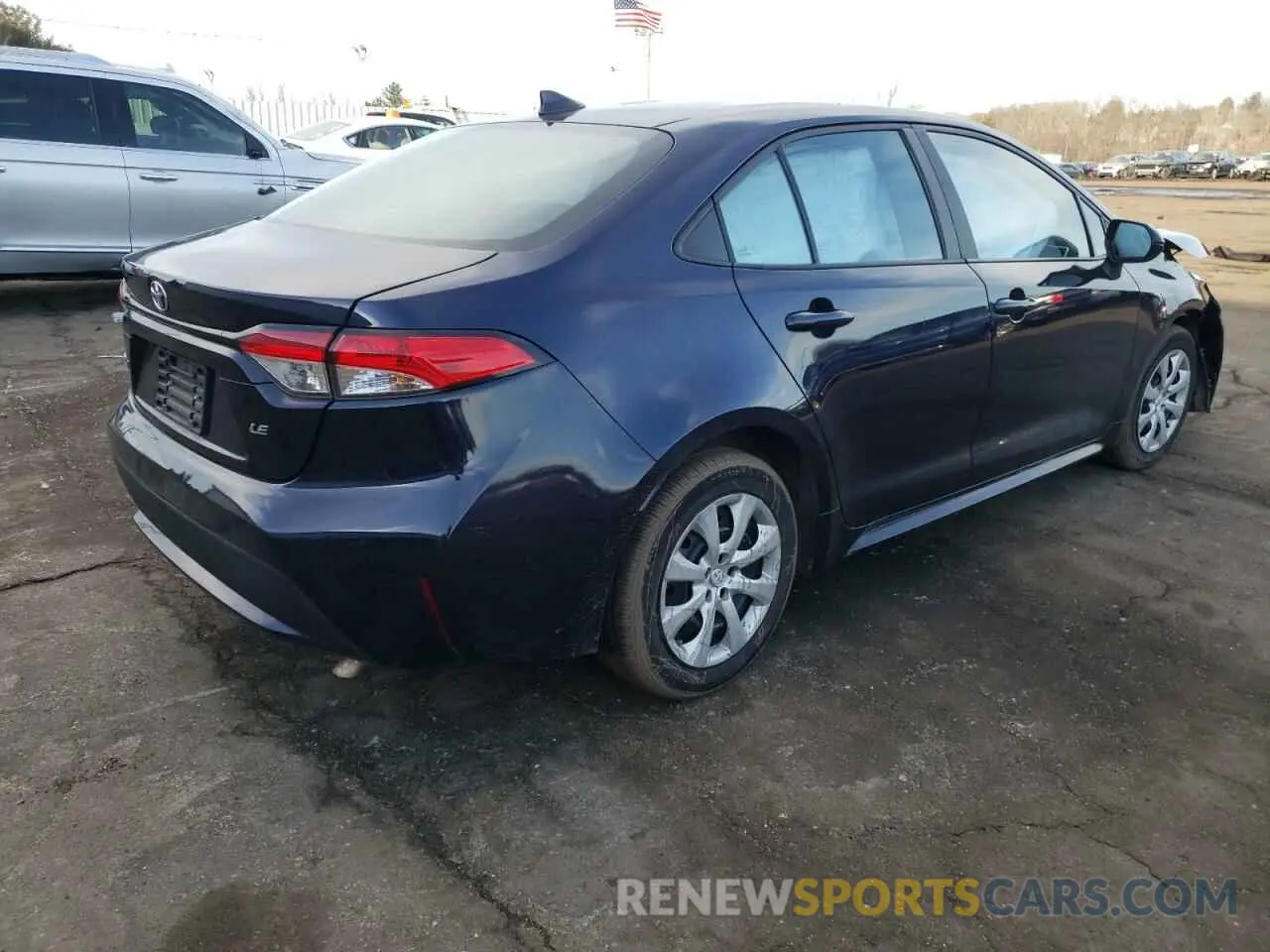 3 fotografías del automóvil dañado 5YFEPMAE2NP333414 TOYOTA COROLLA 2022