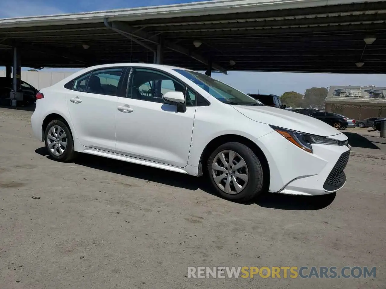 4 fotografías del automóvil dañado 5YFEPMAE2NP349306 TOYOTA COROLLA 2022