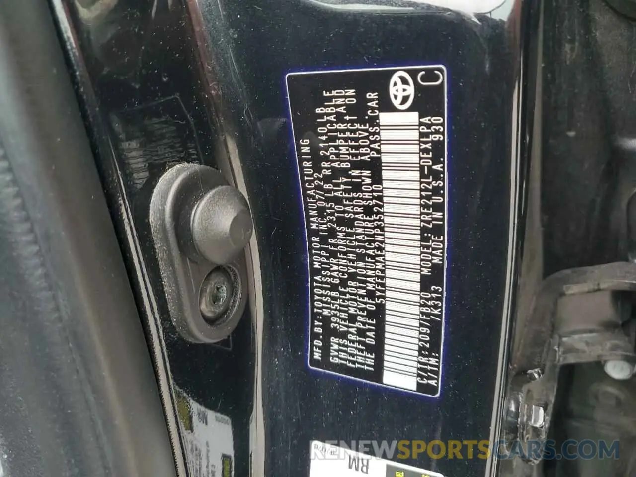 12 fotografías del automóvil dañado 5YFEPMAE2NP352710 TOYOTA COROLLA 2022