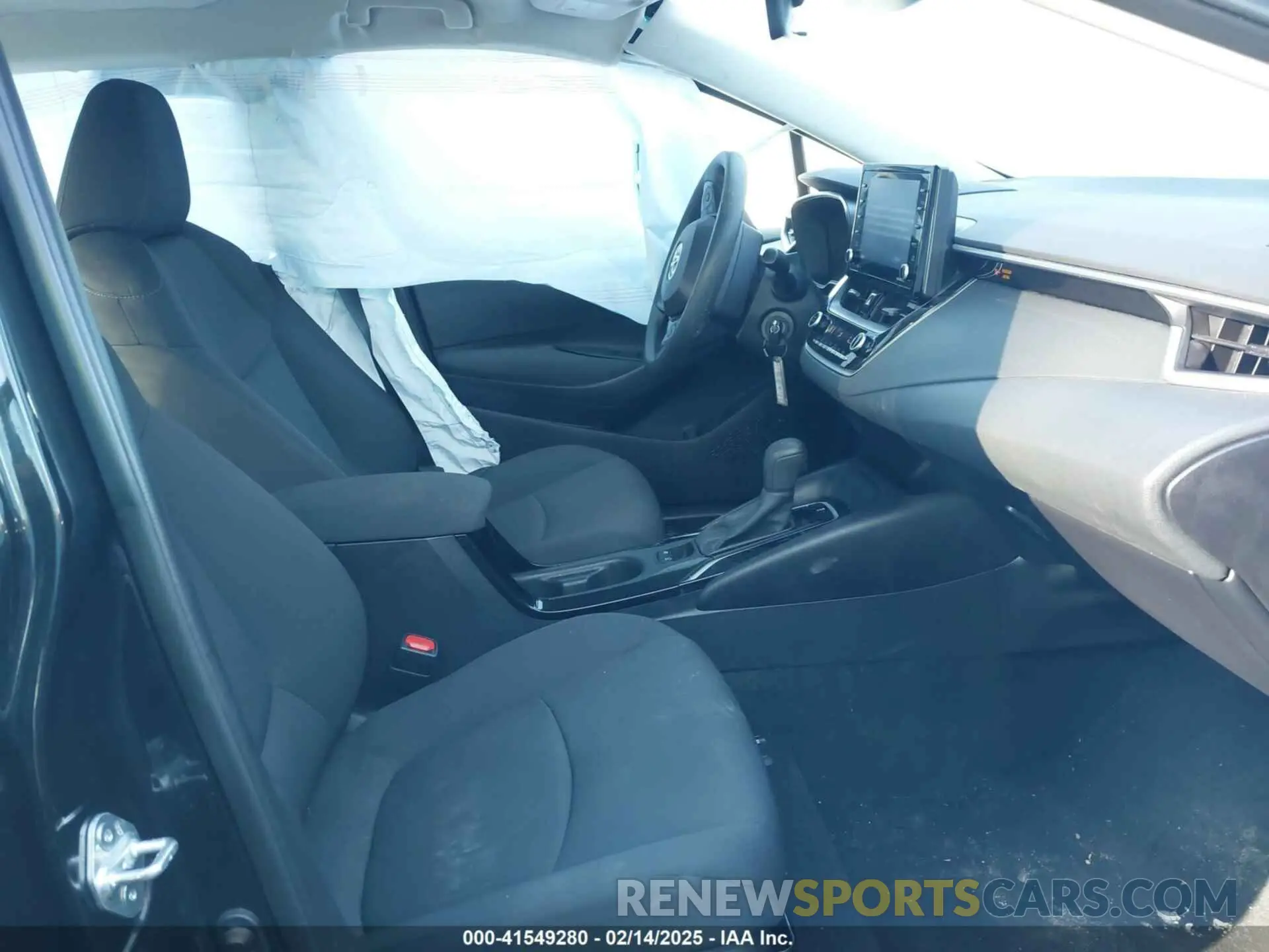5 fotografías del automóvil dañado 5YFEPMAE2NP356904 TOYOTA COROLLA 2022