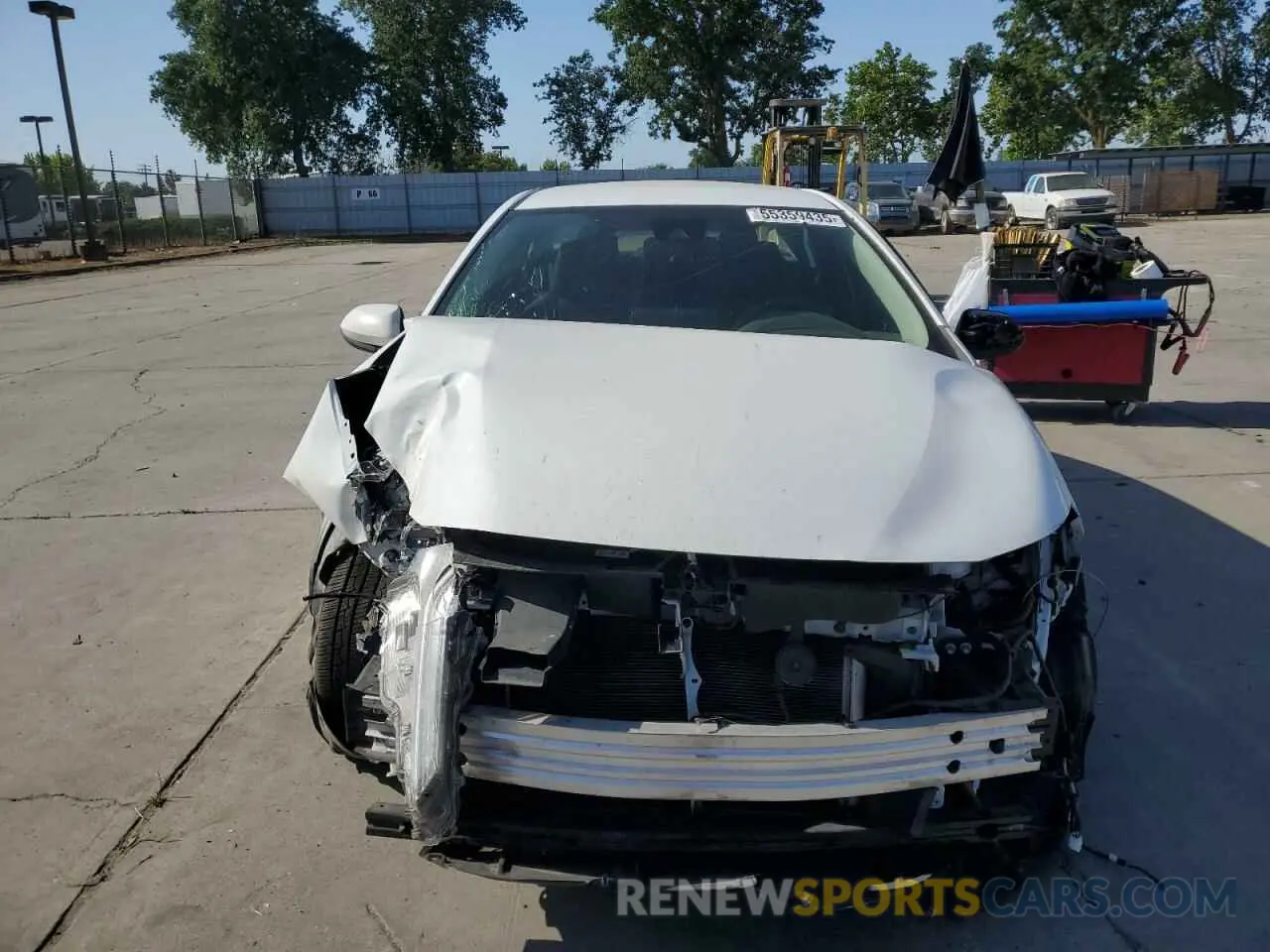 5 fotografías del automóvil dañado 5YFEPMAE2NP376571 TOYOTA COROLLA 2022