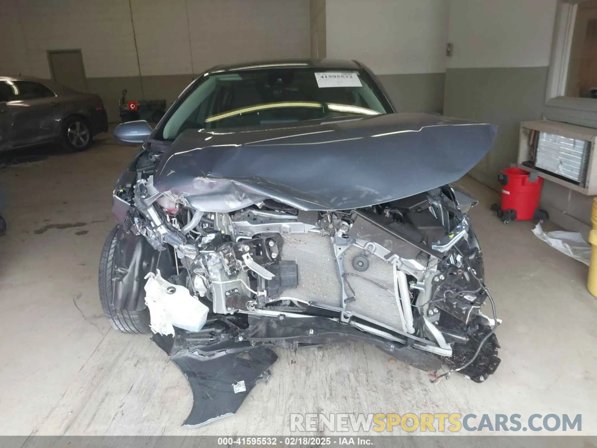 13 fotografías del automóvil dañado 5YFEPMAE2NP383911 TOYOTA COROLLA 2022