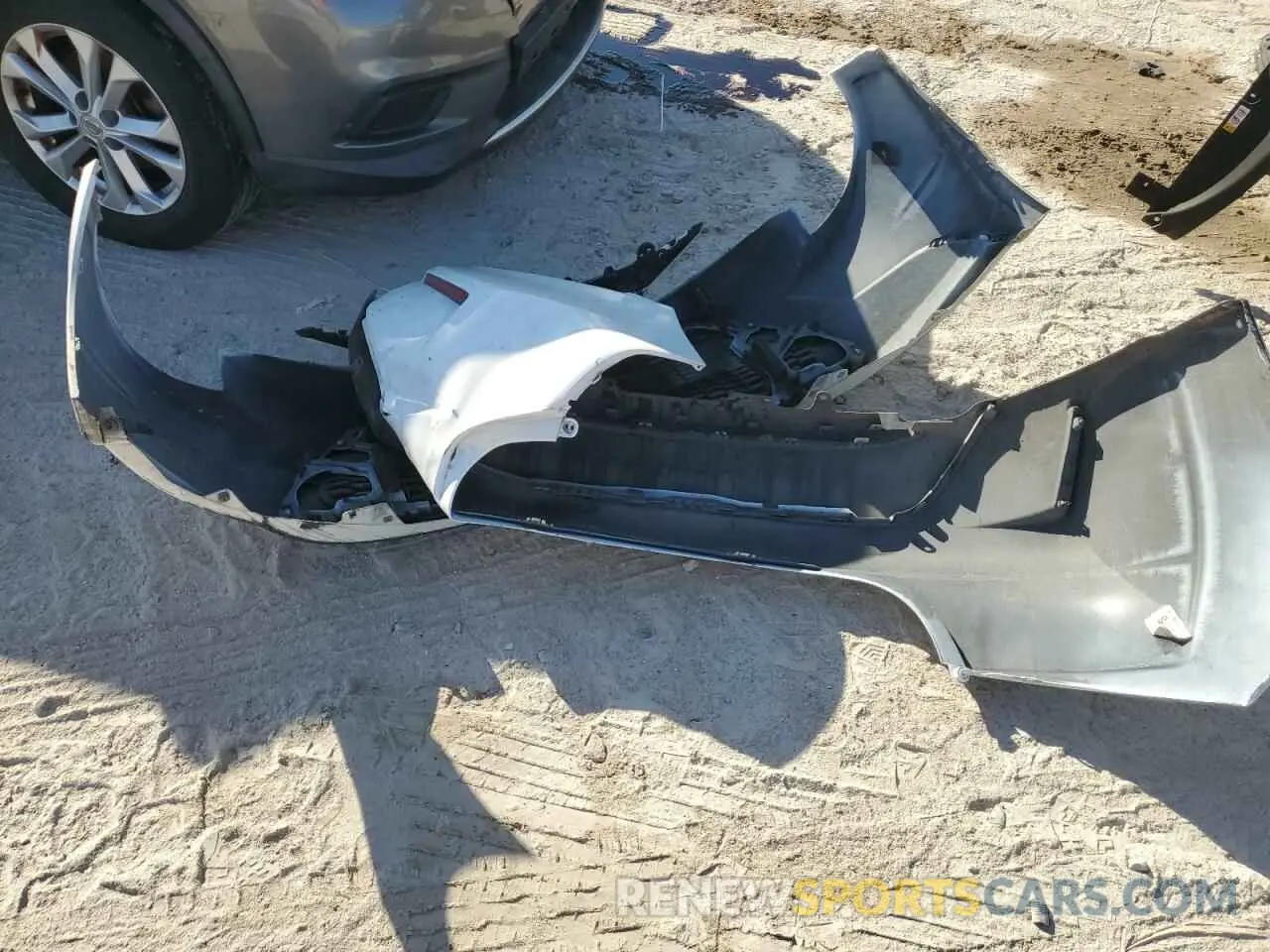 12 fotografías del automóvil dañado 5YFEPMAE3NP272901 TOYOTA COROLLA 2022