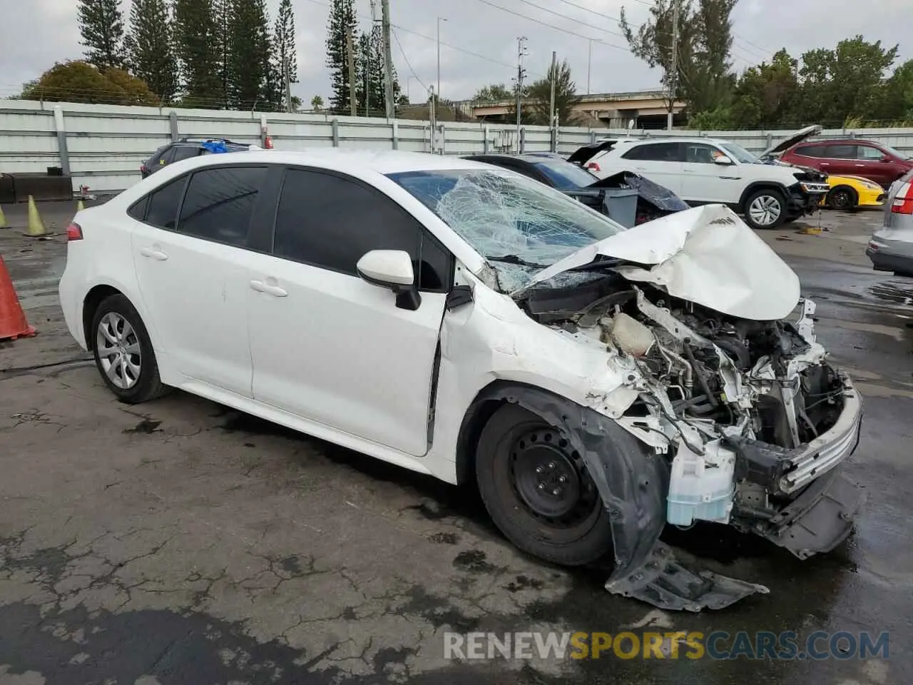 4 fotografías del automóvil dañado 5YFEPMAE3NP275152 TOYOTA COROLLA 2022