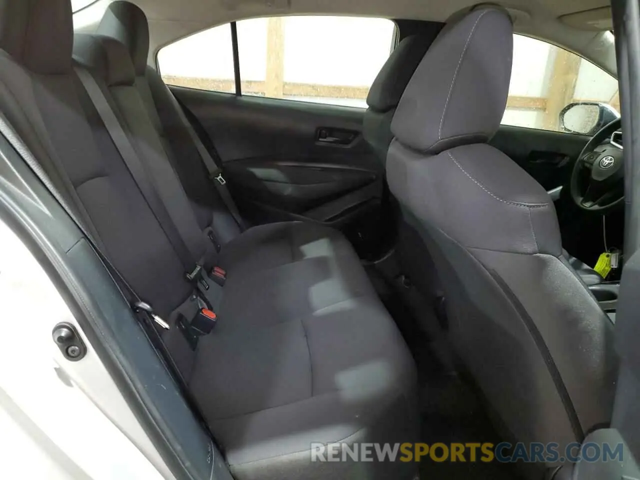 10 fotografías del automóvil dañado 5YFEPMAE3NP283980 TOYOTA COROLLA 2022