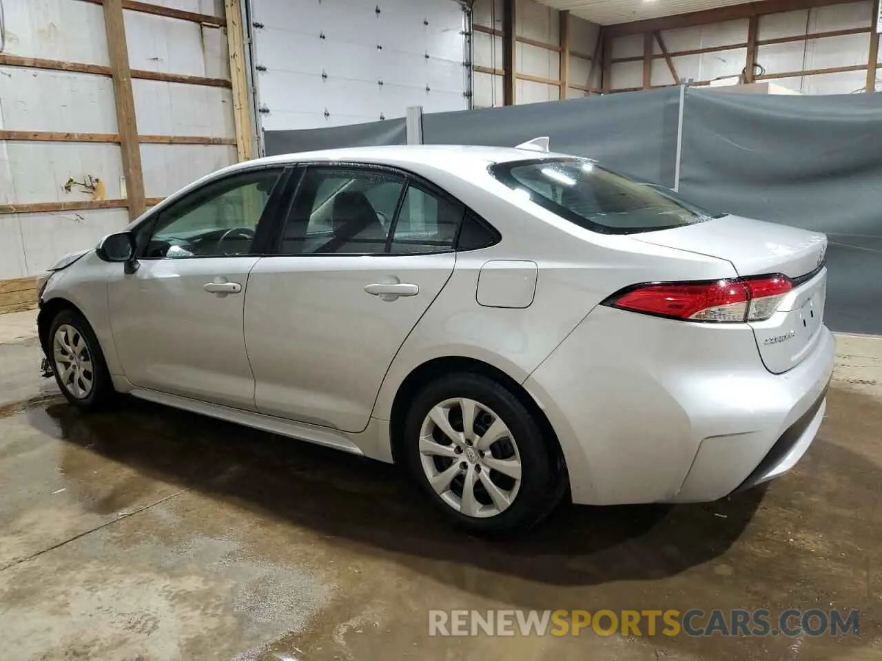2 fotografías del automóvil dañado 5YFEPMAE3NP283980 TOYOTA COROLLA 2022