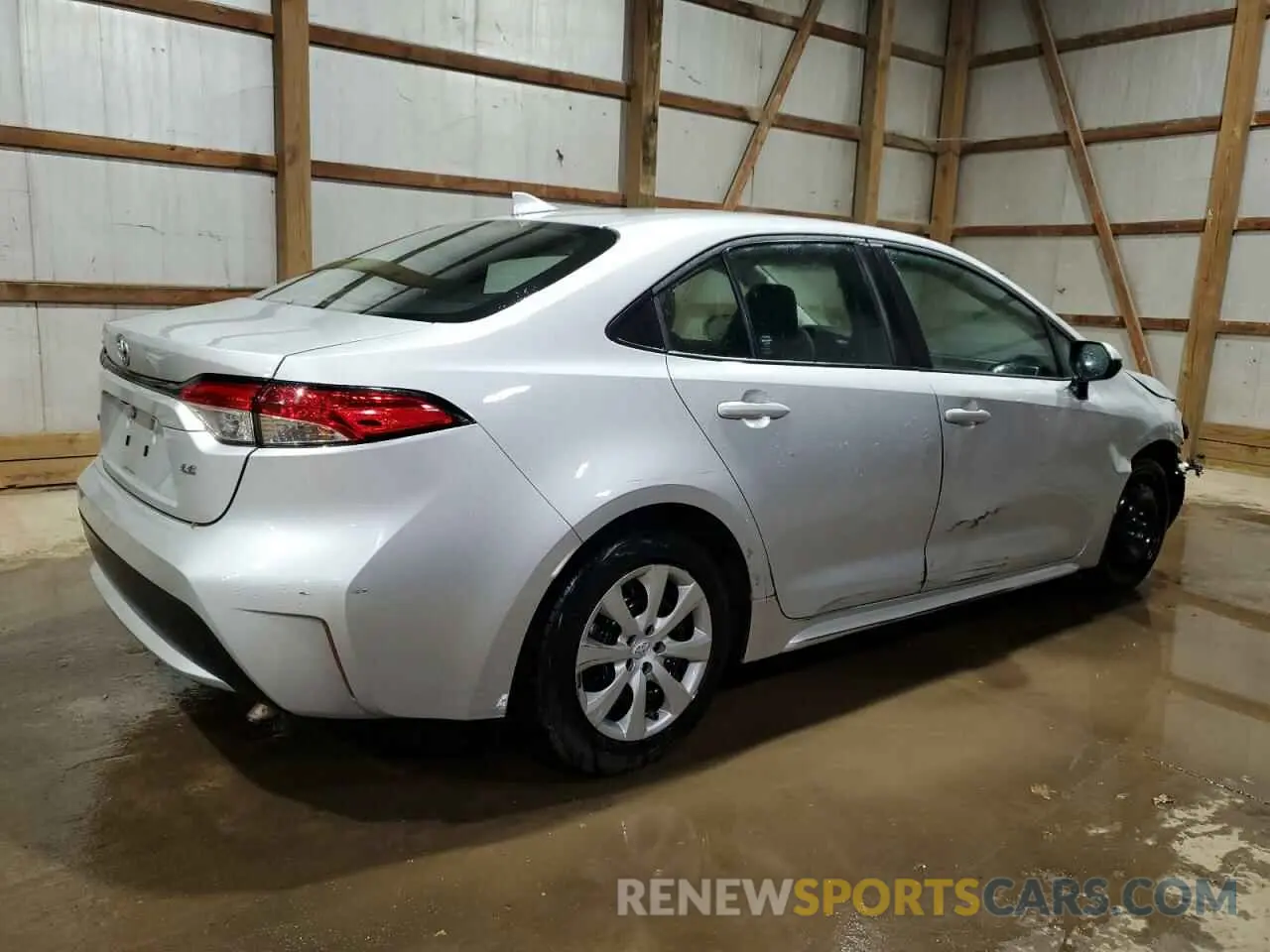 3 fotografías del automóvil dañado 5YFEPMAE3NP283980 TOYOTA COROLLA 2022