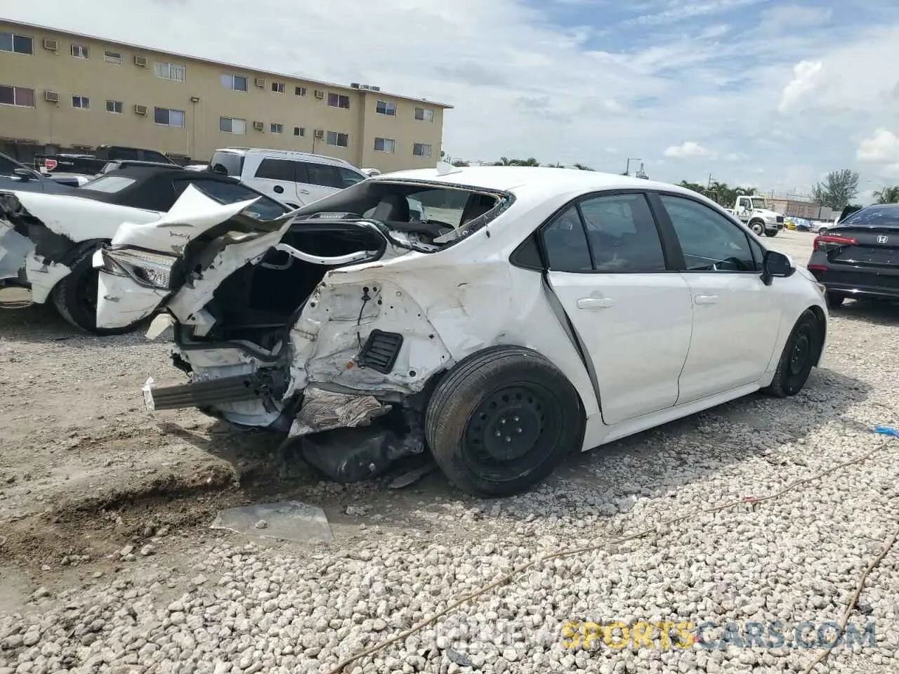 3 fotografías del automóvil dañado 5YFEPMAE3NP291609 TOYOTA COROLLA 2022