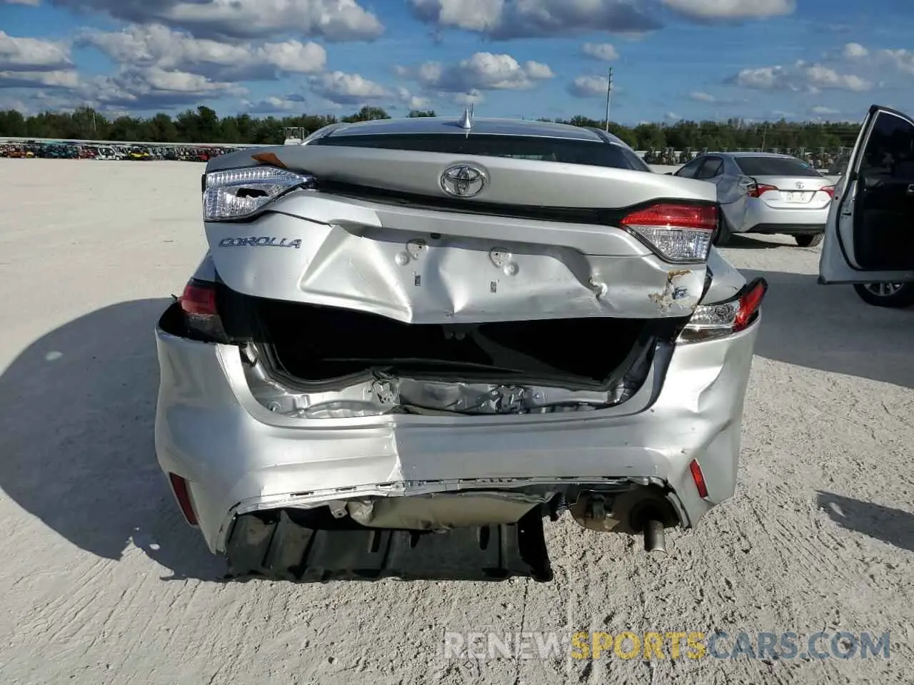 6 fotografías del automóvil dañado 5YFEPMAE3NP295675 TOYOTA COROLLA 2022