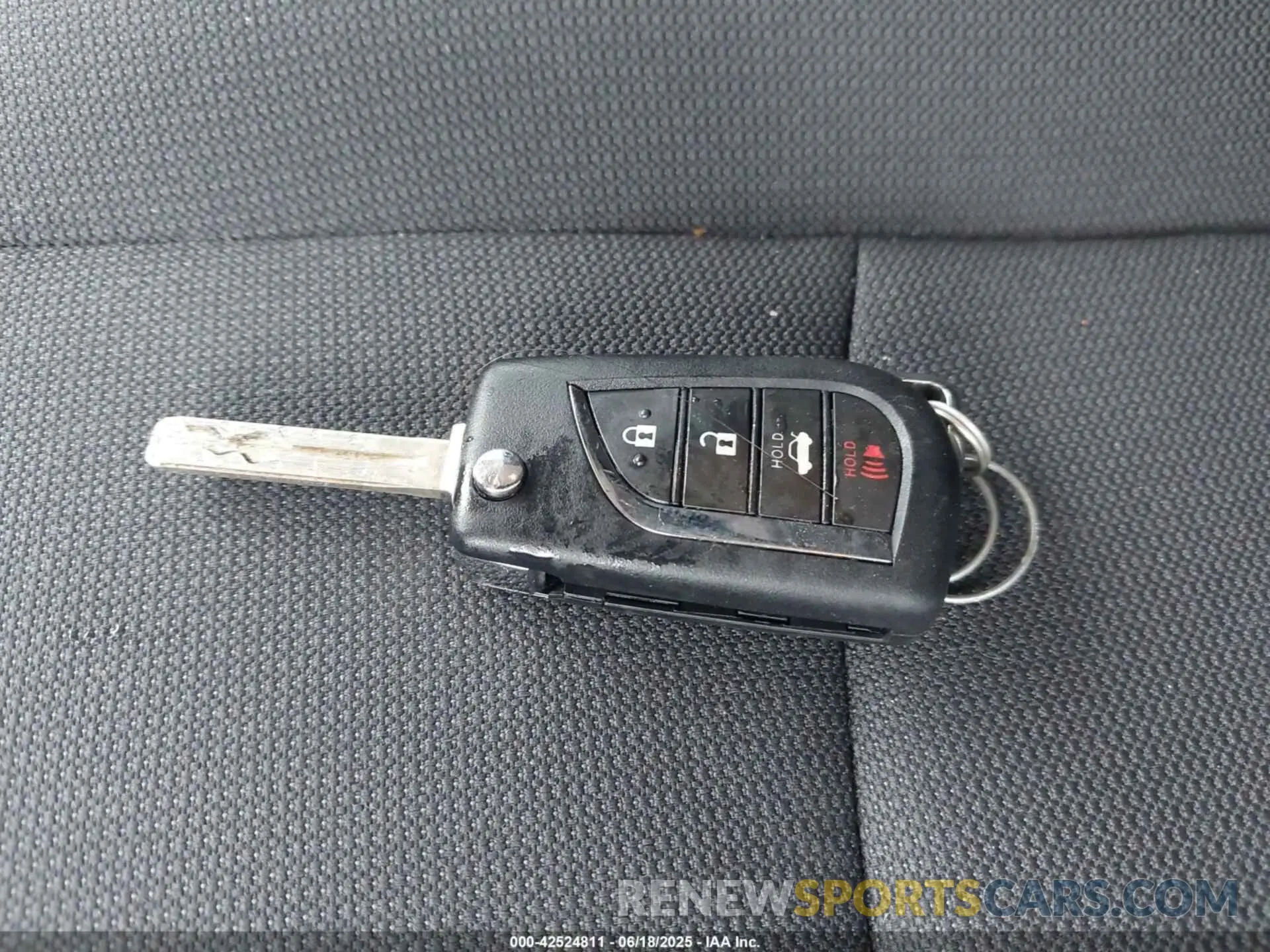 11 fotografías del automóvil dañado 5YFEPMAE3NP312751 TOYOTA COROLLA 2022