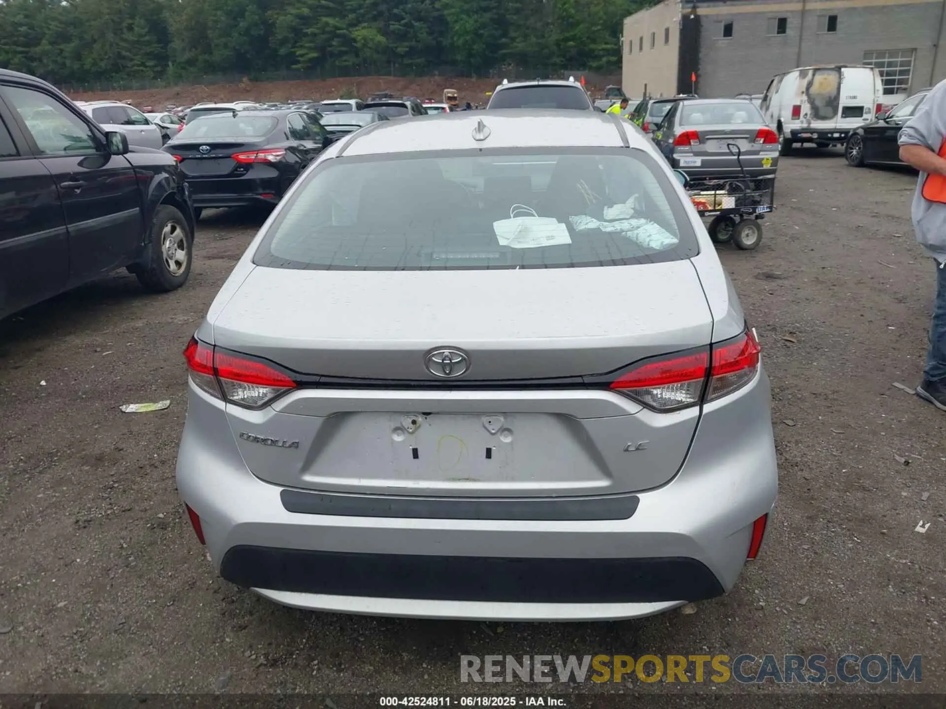 16 fotografías del automóvil dañado 5YFEPMAE3NP312751 TOYOTA COROLLA 2022