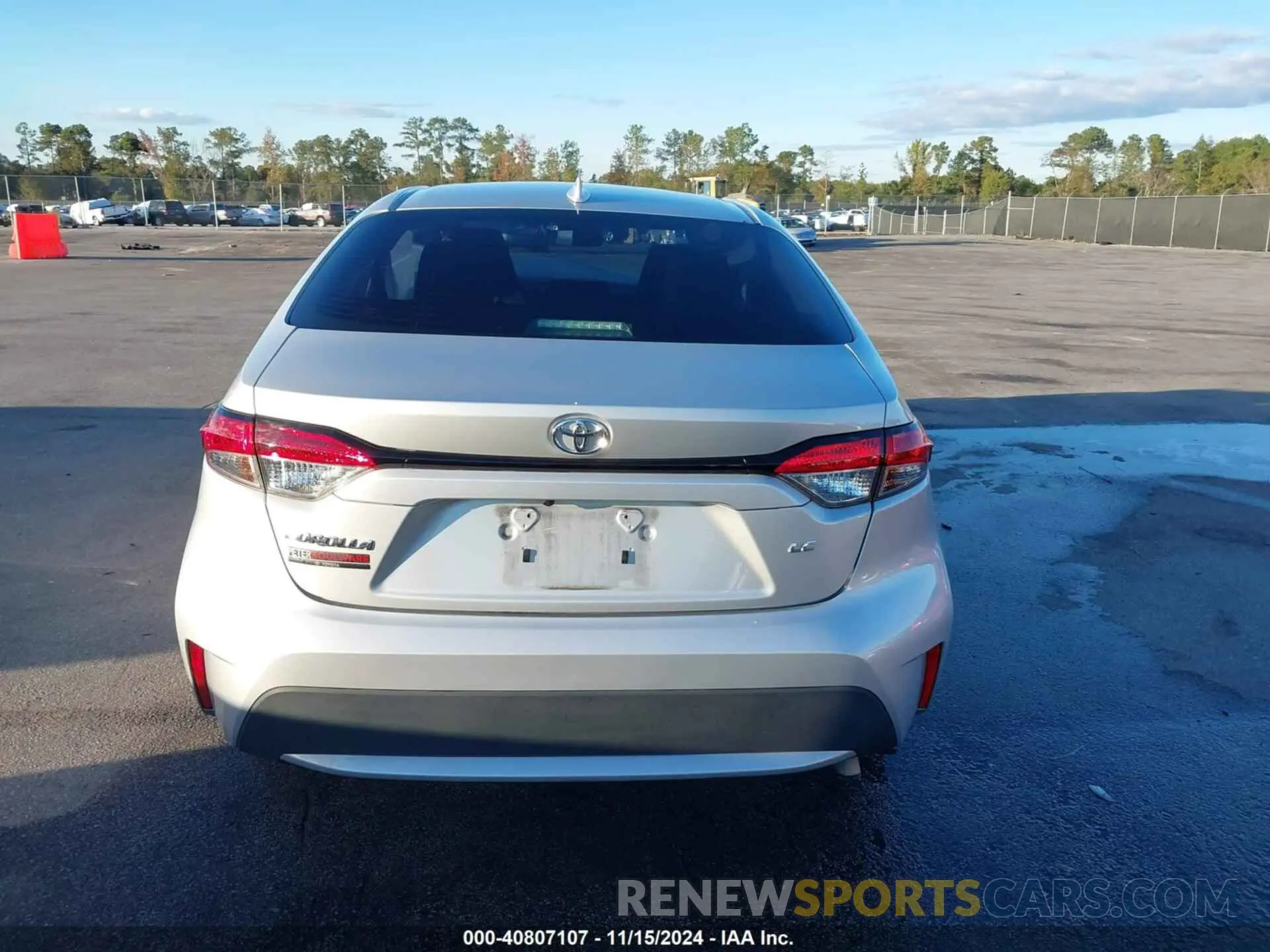 16 fotografías del automóvil dañado 5YFEPMAE3NP338427 TOYOTA COROLLA 2022