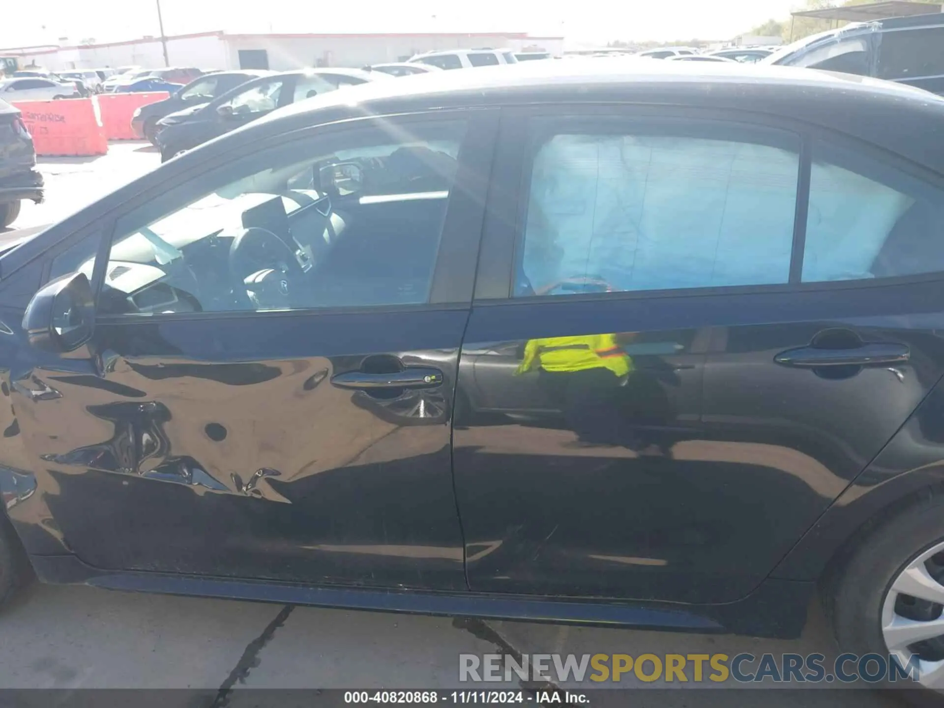 14 fotografías del automóvil dañado 5YFEPMAE3NP339433 TOYOTA COROLLA 2022