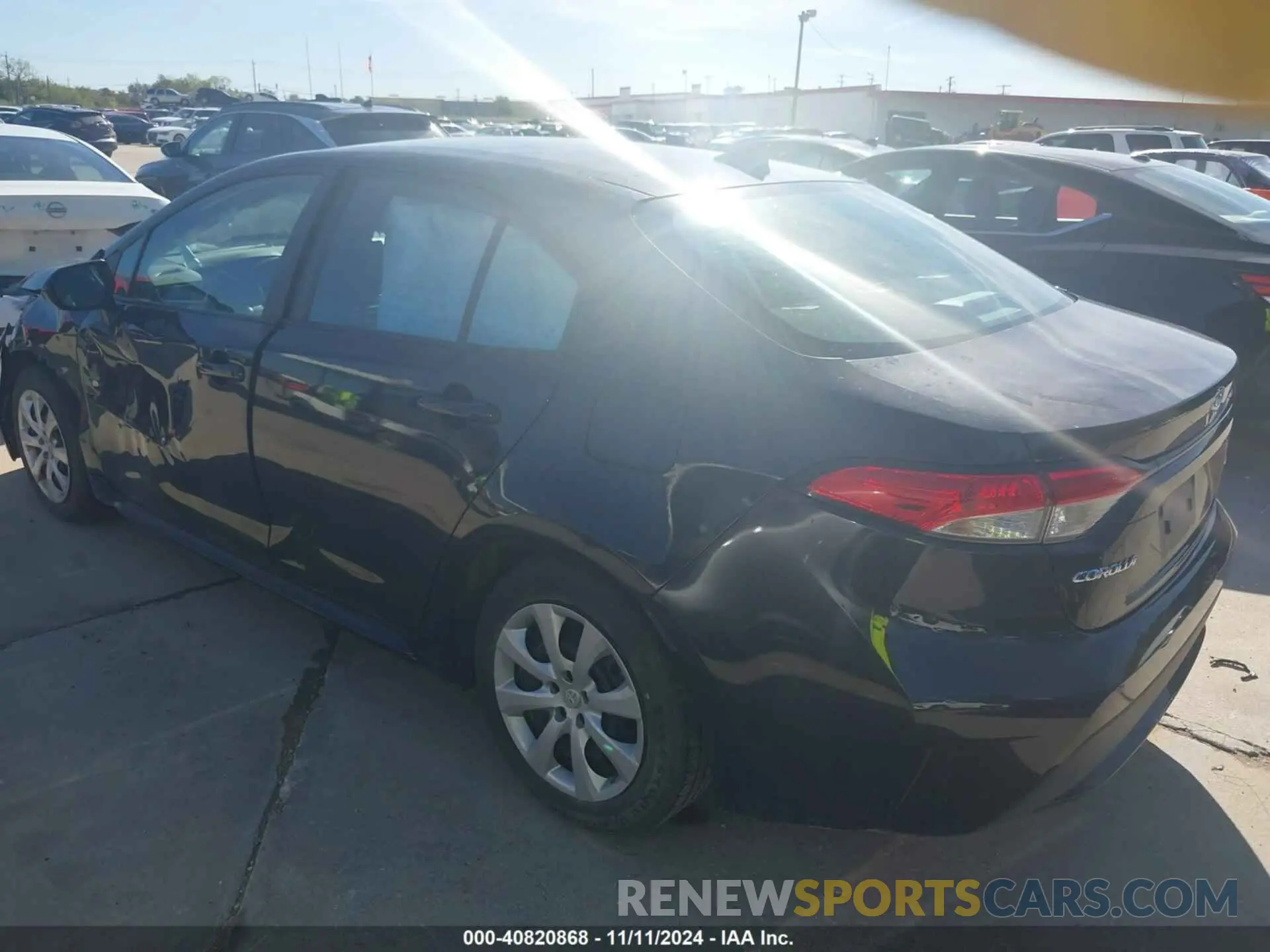 3 fotografías del automóvil dañado 5YFEPMAE3NP339433 TOYOTA COROLLA 2022