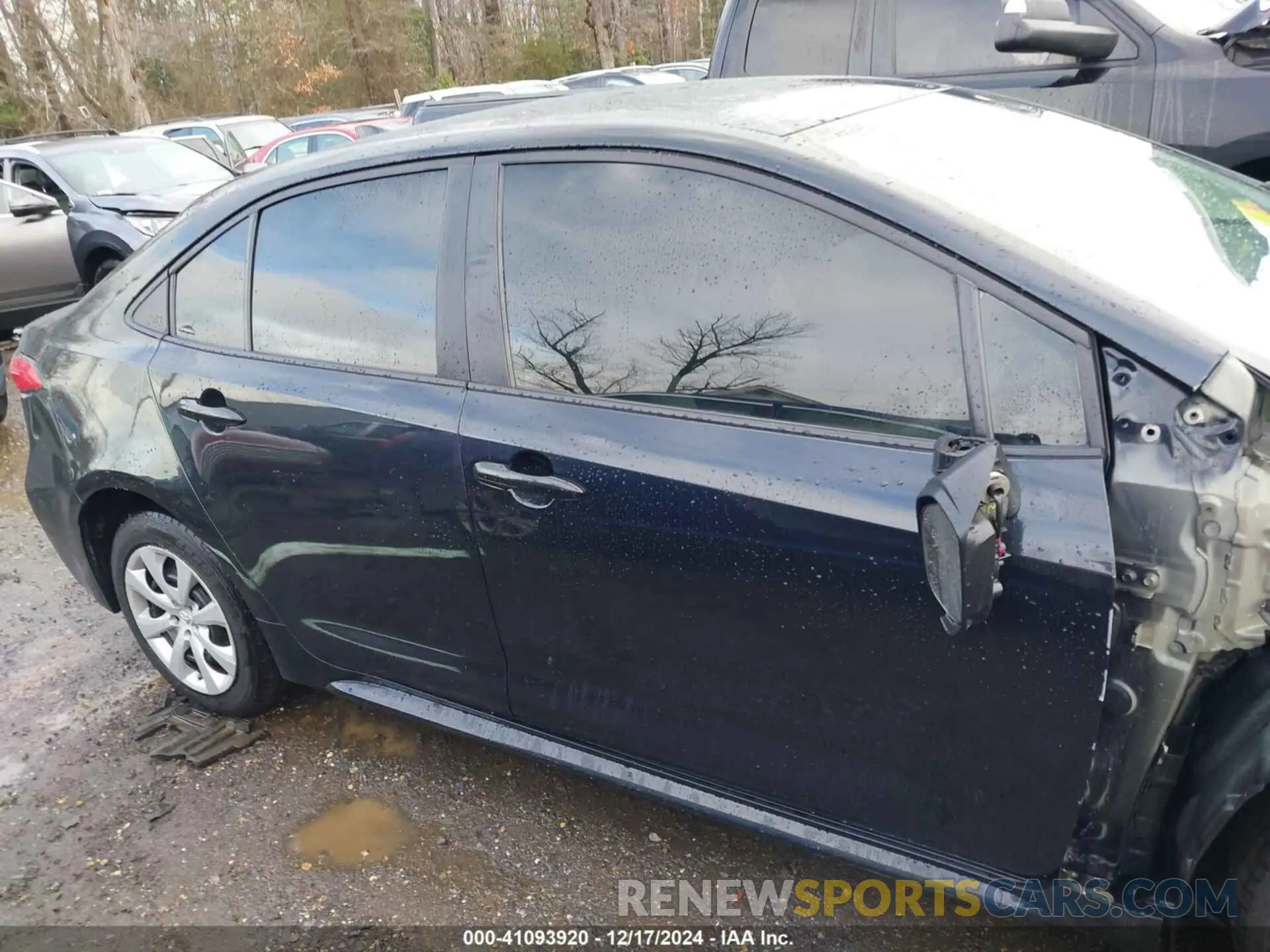 13 fotografías del automóvil dañado 5YFEPMAE3NP340470 TOYOTA COROLLA 2022