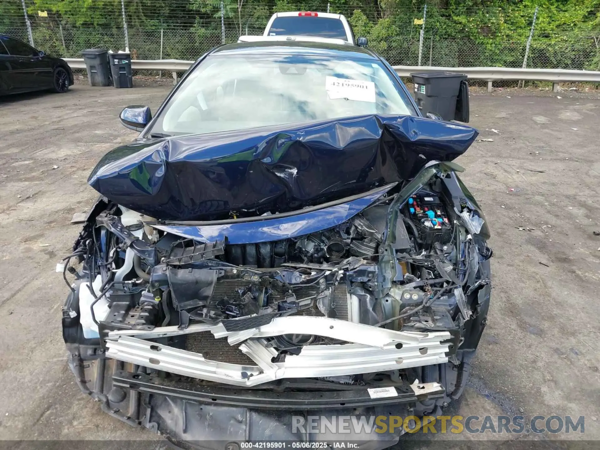 12 fotografías del automóvil dañado 5YFEPMAE3NP356037 TOYOTA COROLLA 2022