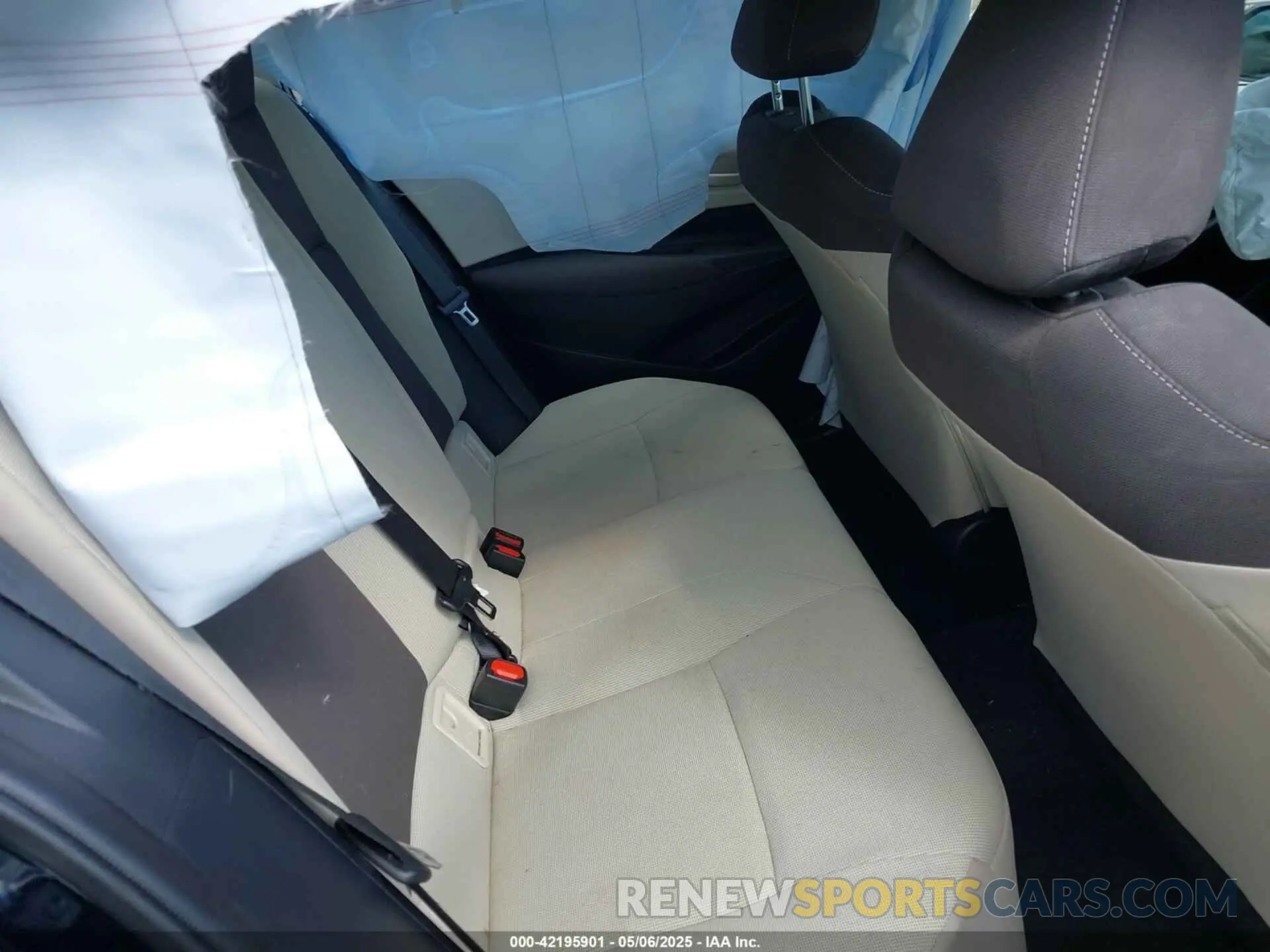 8 fotografías del automóvil dañado 5YFEPMAE3NP356037 TOYOTA COROLLA 2022
