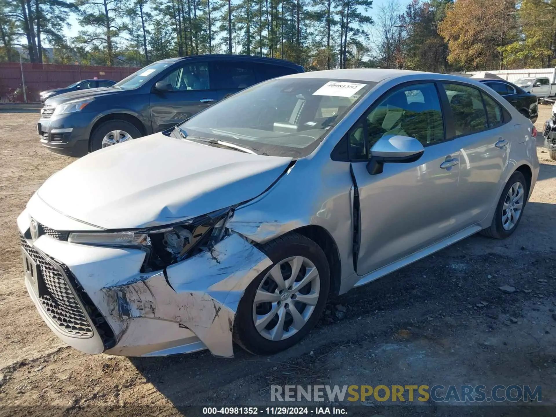 2 fotografías del automóvil dañado 5YFEPMAE3NP358726 TOYOTA COROLLA 2022