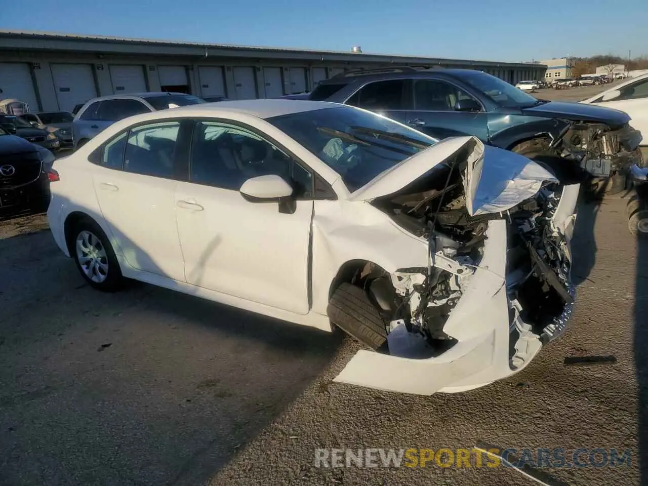 4 fotografías del automóvil dañado 5YFEPMAE3NP359276 TOYOTA COROLLA 2022