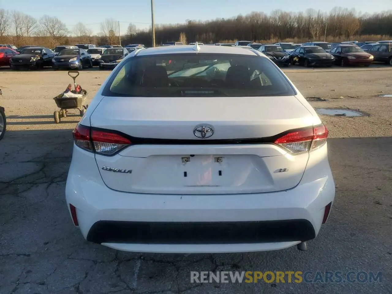 6 fotografías del automóvil dañado 5YFEPMAE3NP359276 TOYOTA COROLLA 2022
