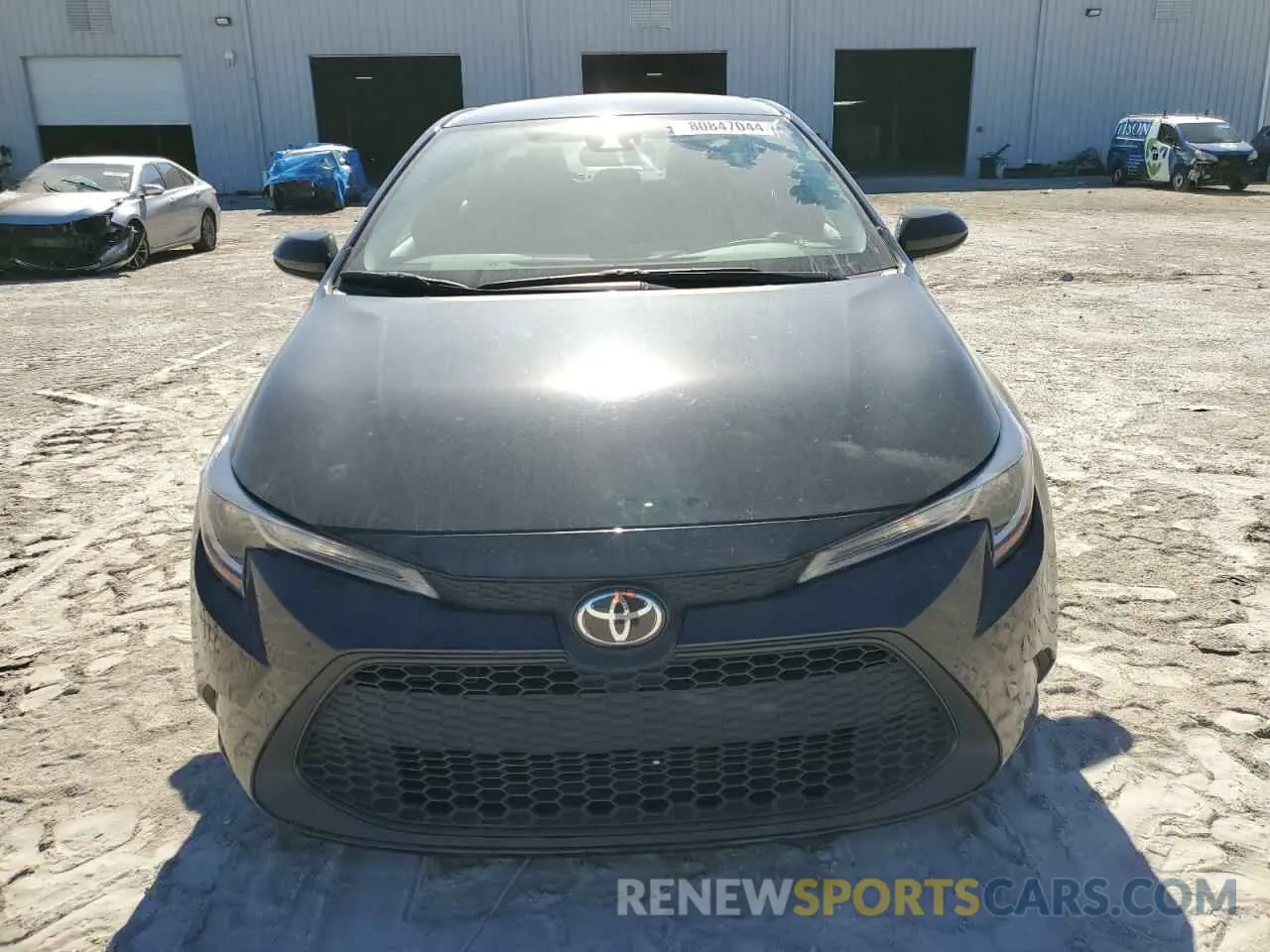 5 fotografías del automóvil dañado 5YFEPMAE3NP361657 TOYOTA COROLLA 2022