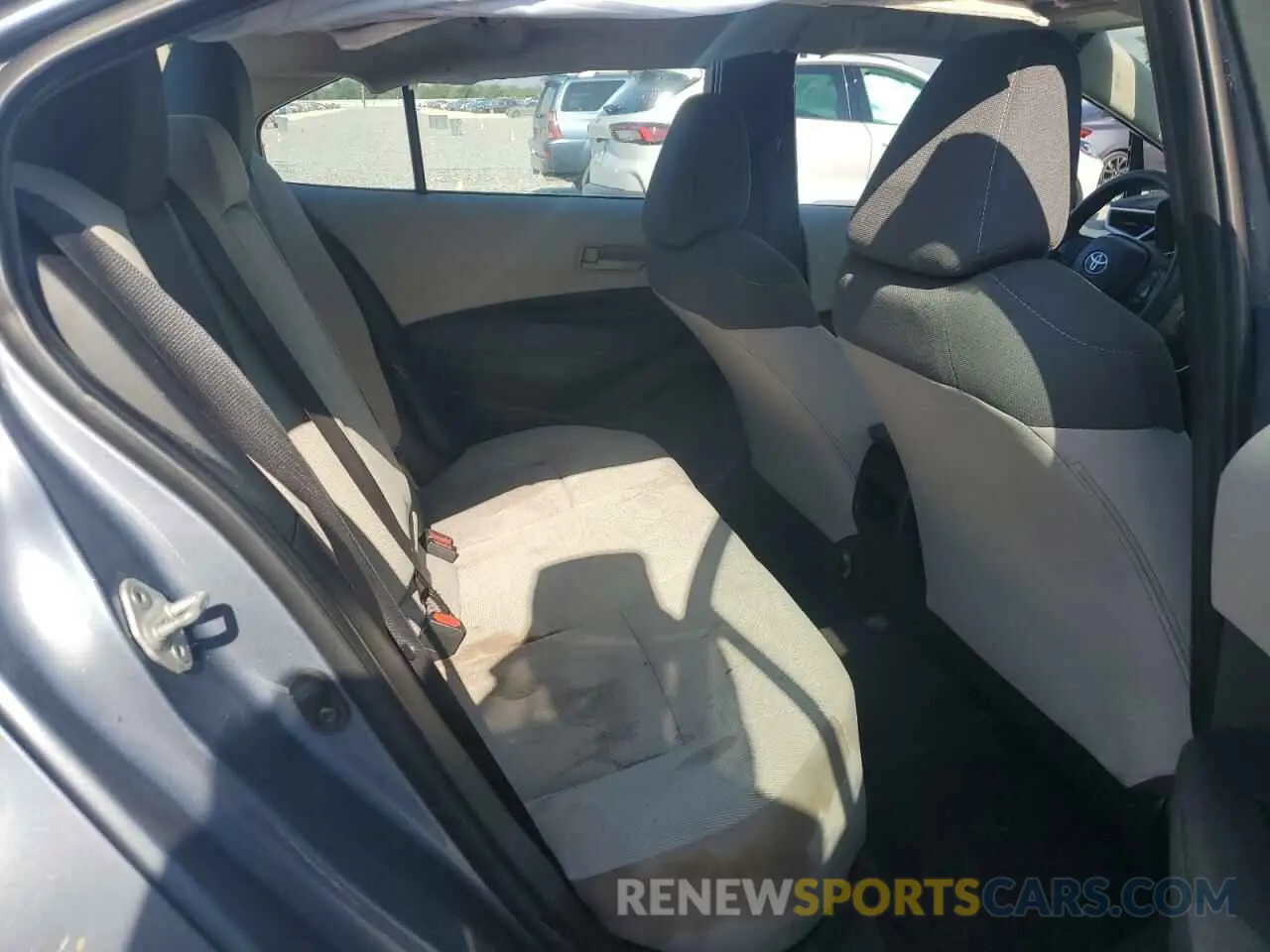 10 fotografías del automóvil dañado 5YFEPMAE3NP367460 TOYOTA COROLLA 2022