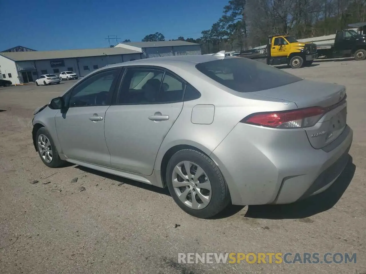 2 fotografías del automóvil dañado 5YFEPMAE3NP380760 TOYOTA COROLLA 2022