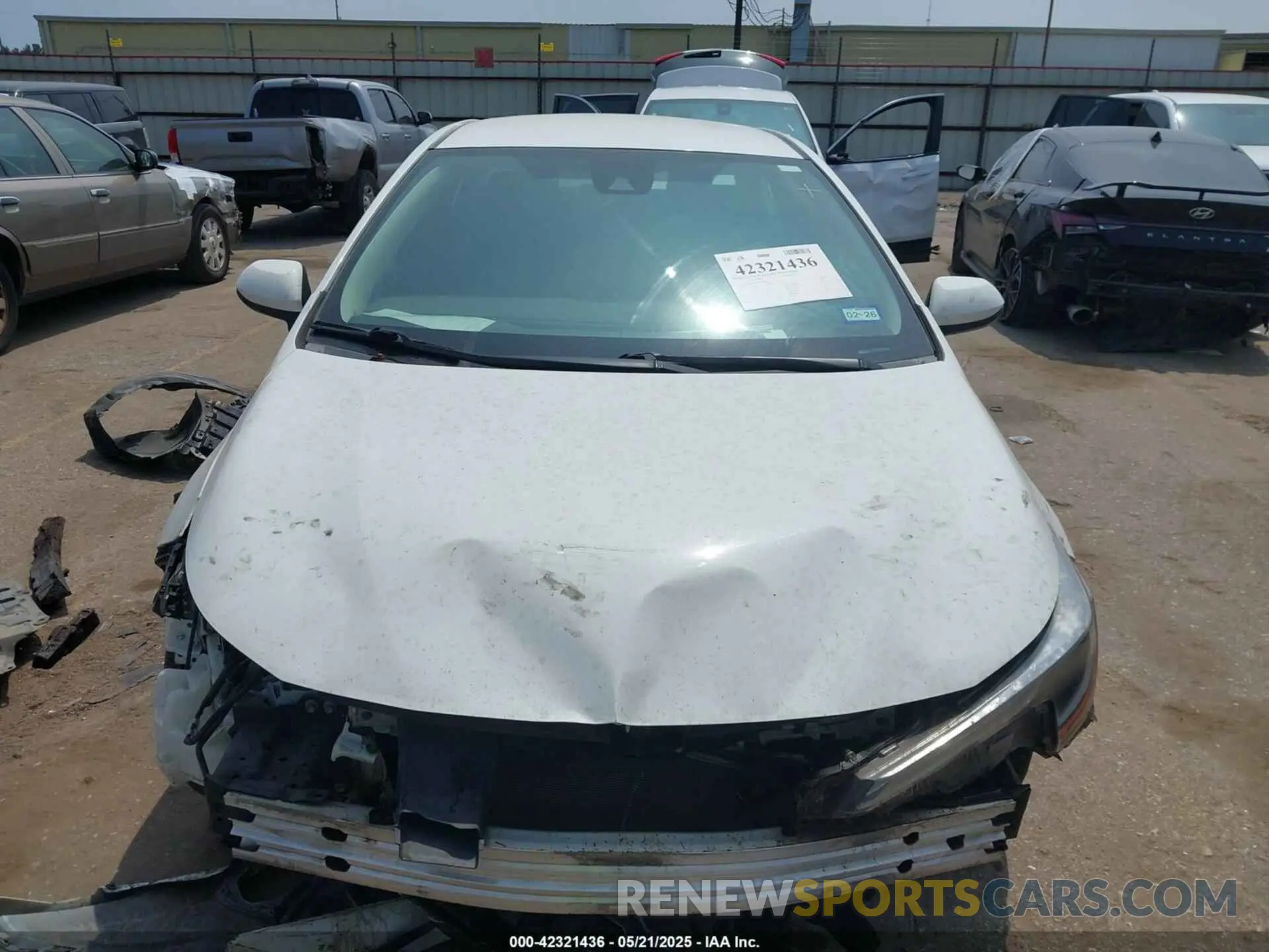 12 fotografías del automóvil dañado 5YFEPMAE4NP273409 TOYOTA COROLLA 2022
