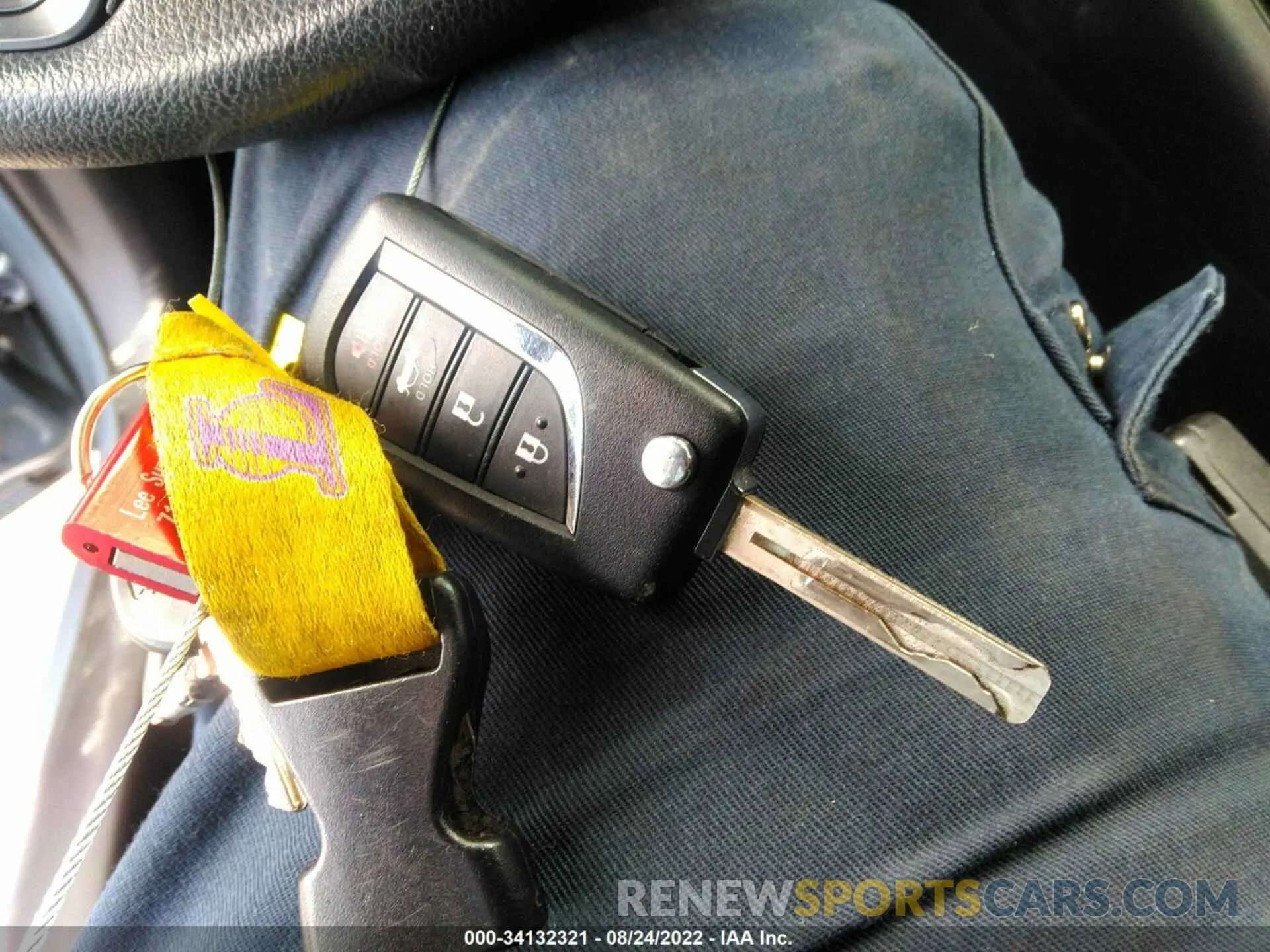 11 fotografías del automóvil dañado 5YFEPMAE4NP284152 TOYOTA COROLLA 2022
