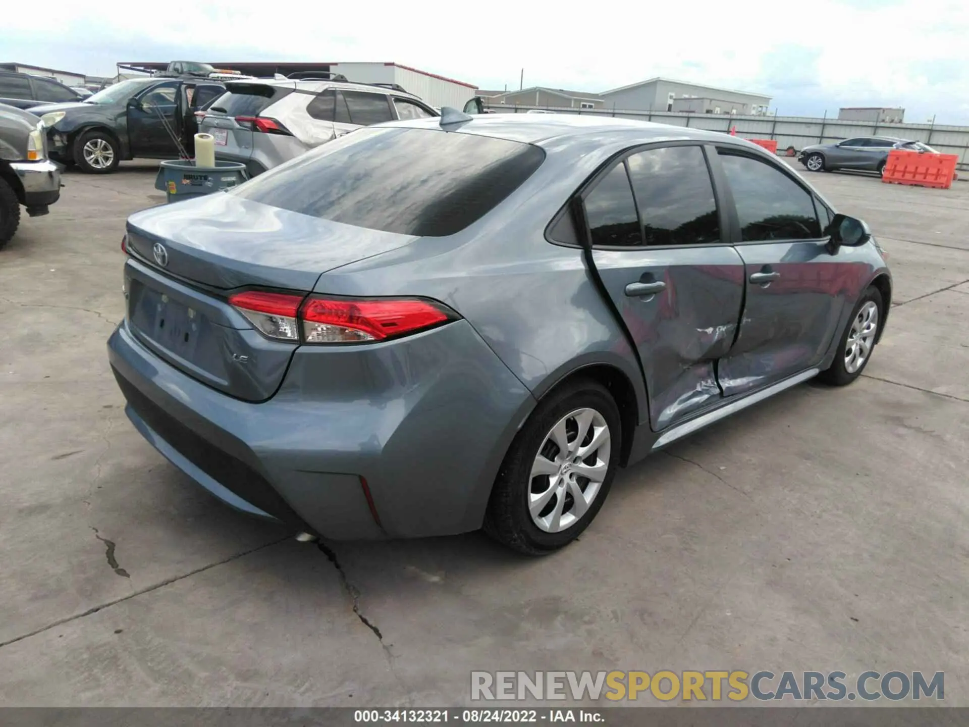 4 fotografías del automóvil dañado 5YFEPMAE4NP284152 TOYOTA COROLLA 2022