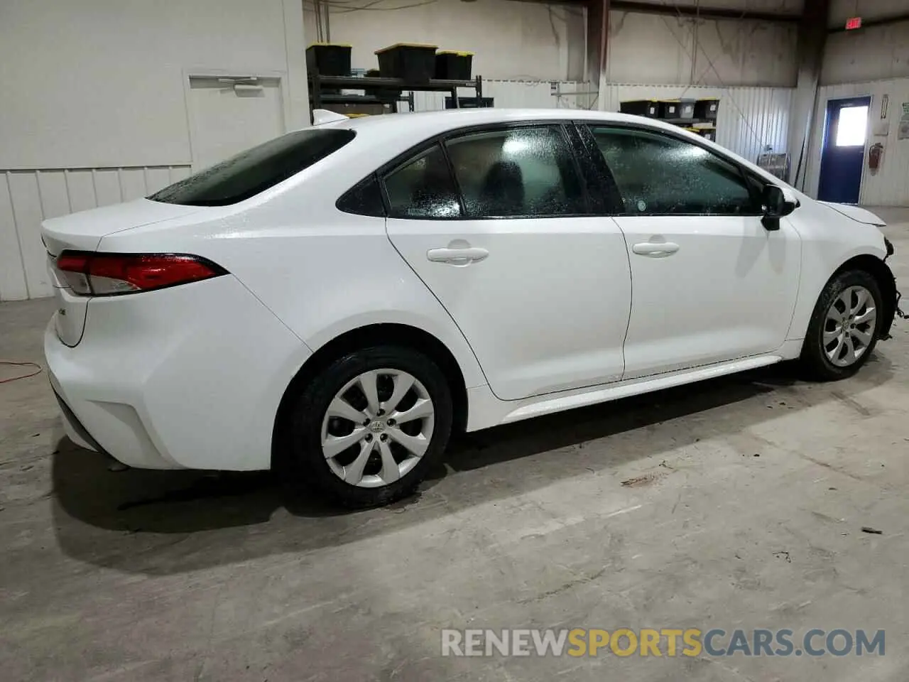3 fotografías del automóvil dañado 5YFEPMAE4NP305923 TOYOTA COROLLA 2022