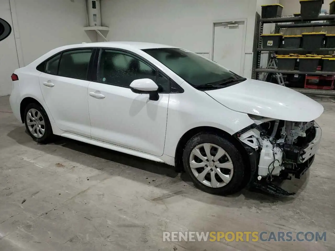 4 fotografías del automóvil dañado 5YFEPMAE4NP305923 TOYOTA COROLLA 2022