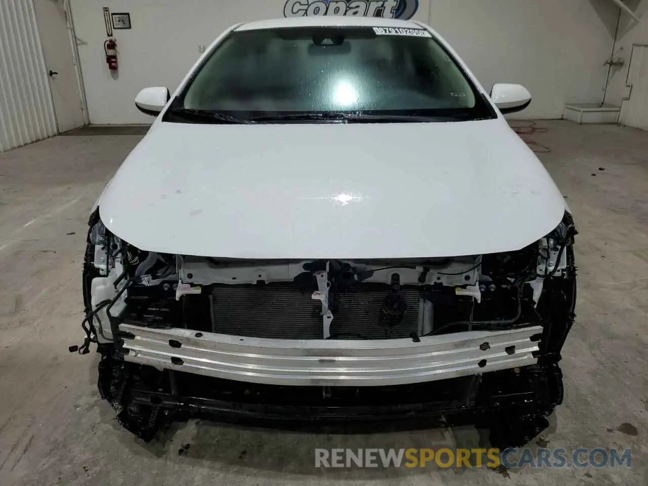 5 fotografías del automóvil dañado 5YFEPMAE4NP305923 TOYOTA COROLLA 2022