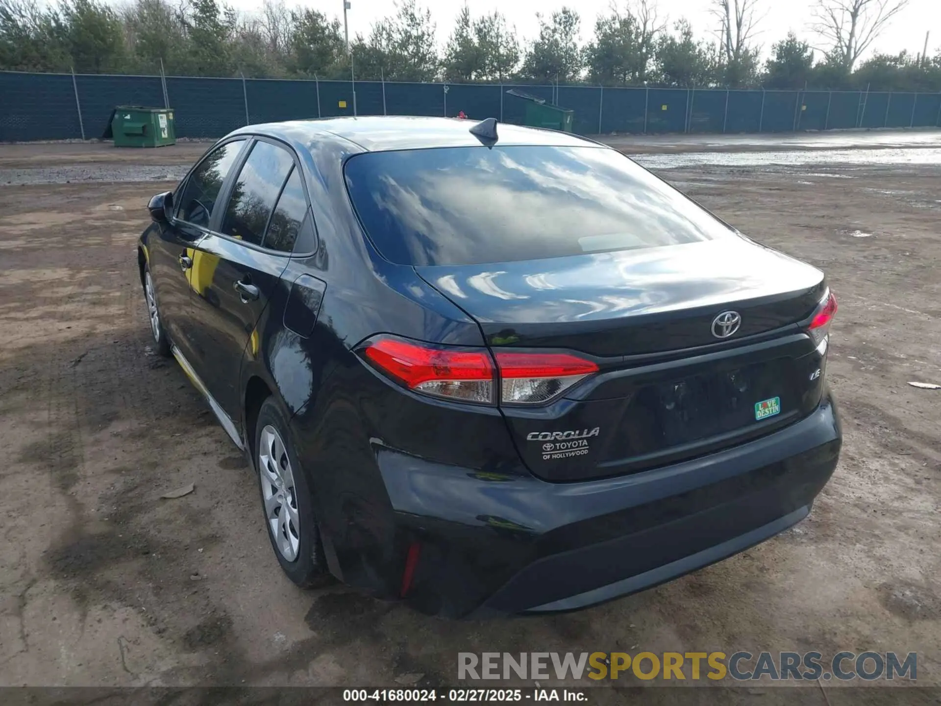3 fotografías del automóvil dañado 5YFEPMAE4NP324102 TOYOTA COROLLA 2022