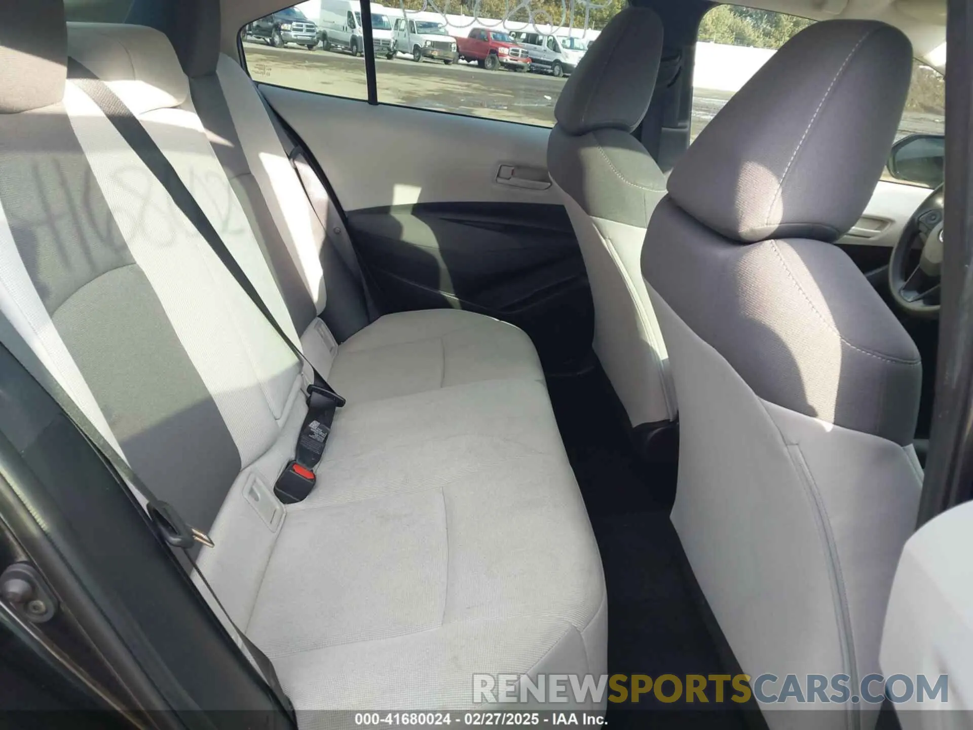 8 fotografías del automóvil dañado 5YFEPMAE4NP324102 TOYOTA COROLLA 2022