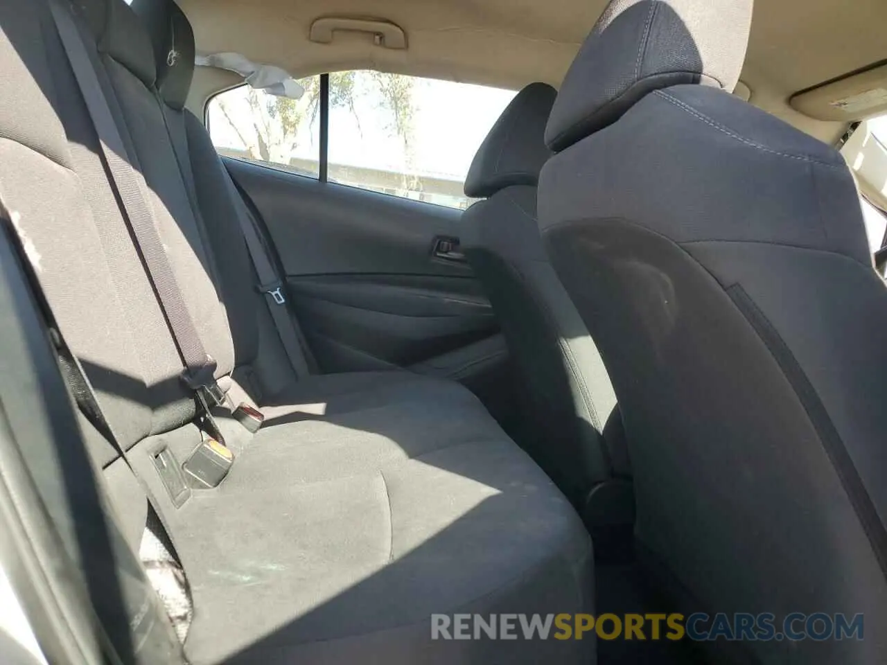 10 fotografías del automóvil dañado 5YFEPMAE4NP331647 TOYOTA COROLLA 2022