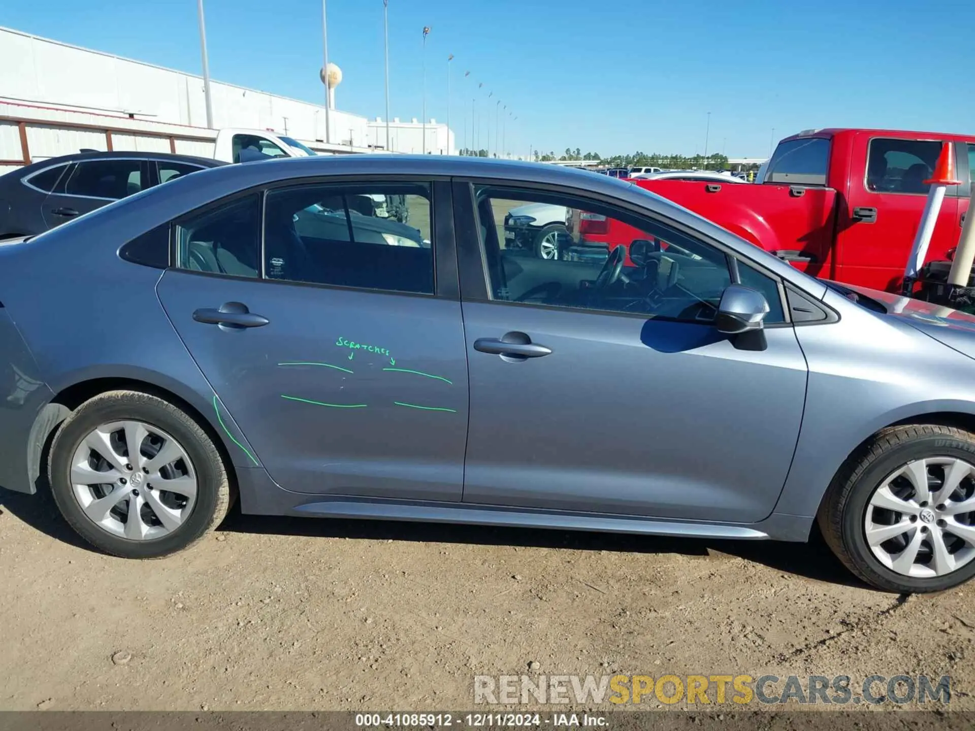 13 fotografías del automóvil dañado 5YFEPMAE4NP370240 TOYOTA COROLLA 2022