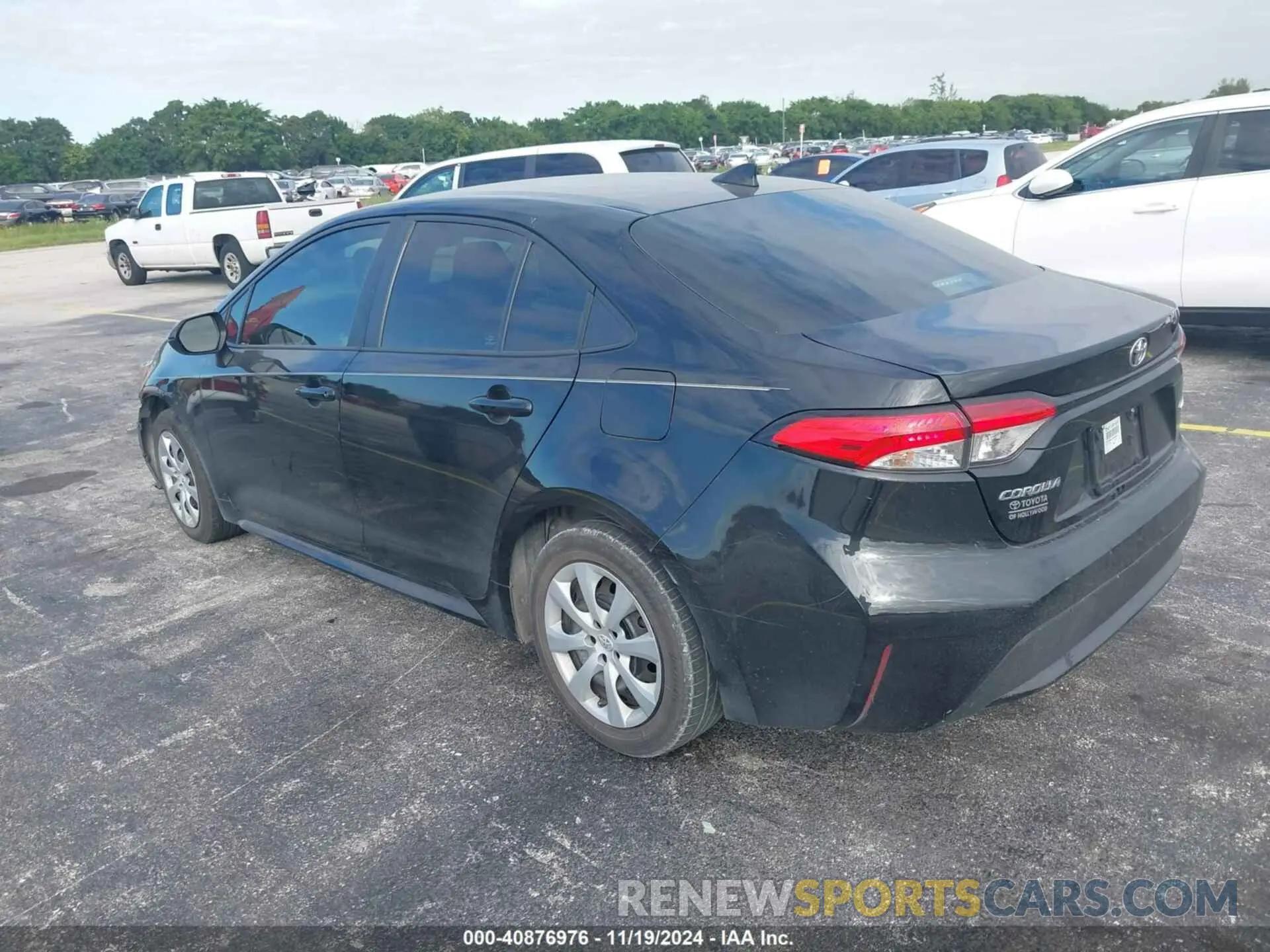 3 fotografías del automóvil dañado 5YFEPMAE4NP376331 TOYOTA COROLLA 2022