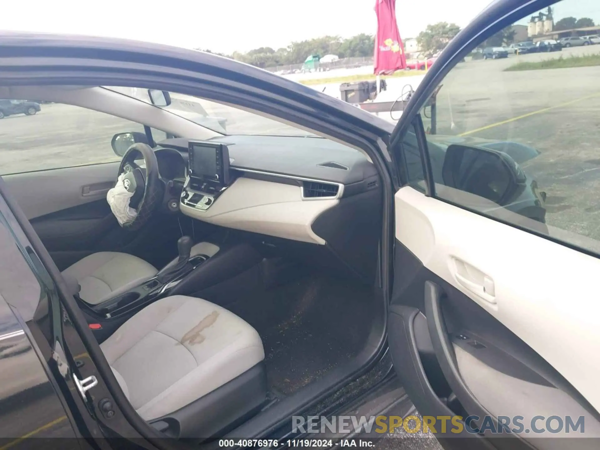 5 fotografías del automóvil dañado 5YFEPMAE4NP376331 TOYOTA COROLLA 2022